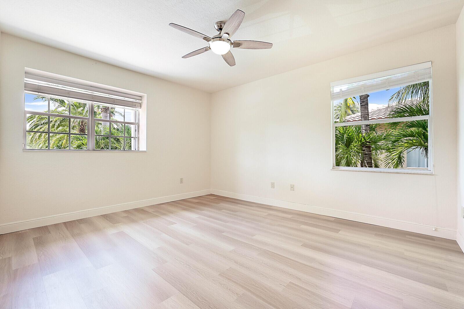 8684 Baystone Cove