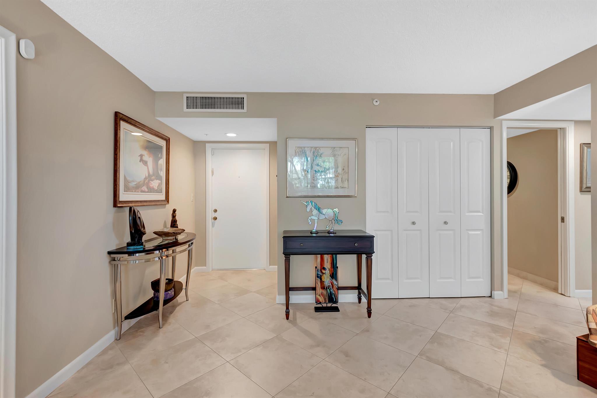 7847 Lakeside Boulevard 1014