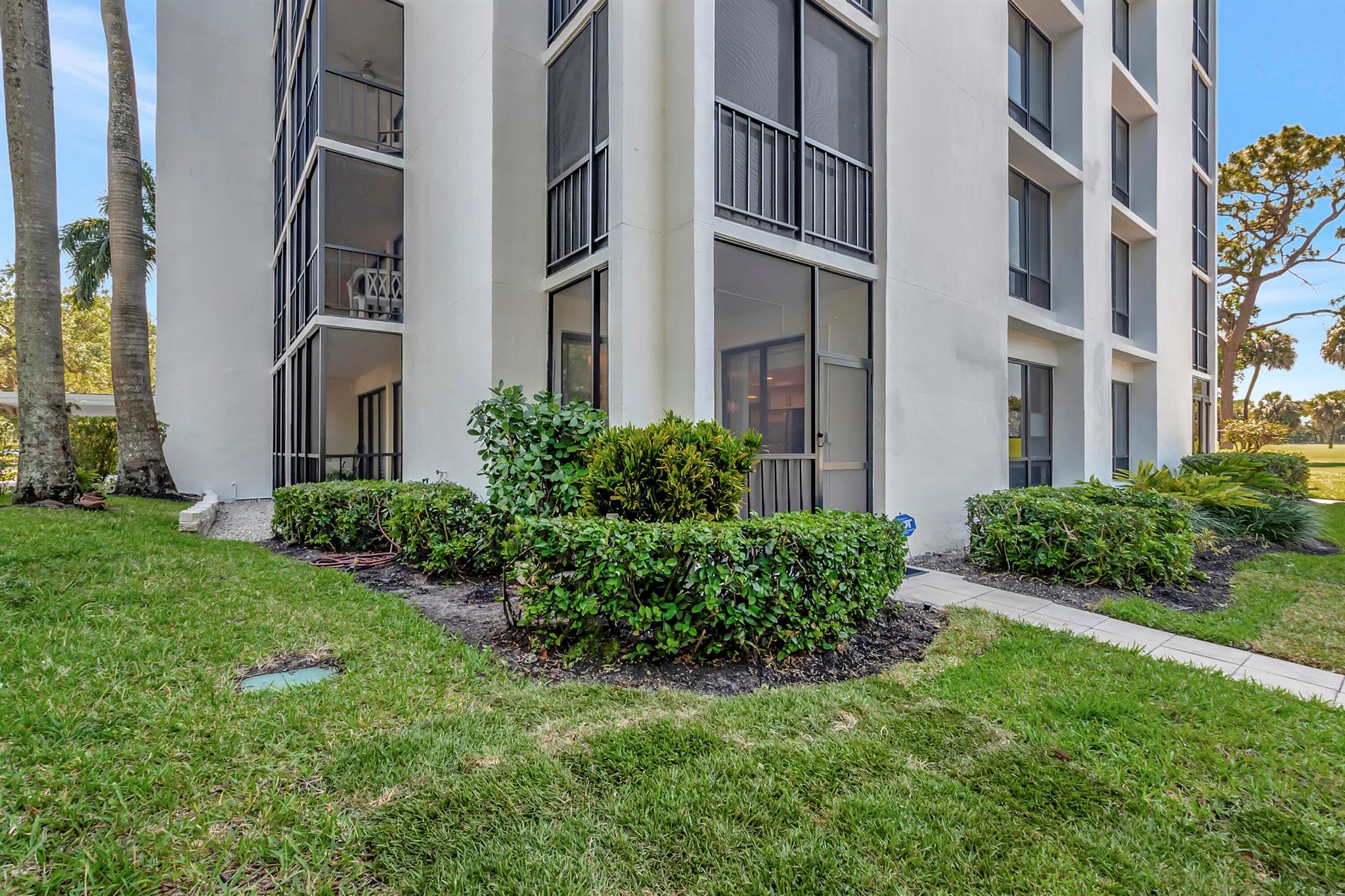 7847 Lakeside Boulevard 1014