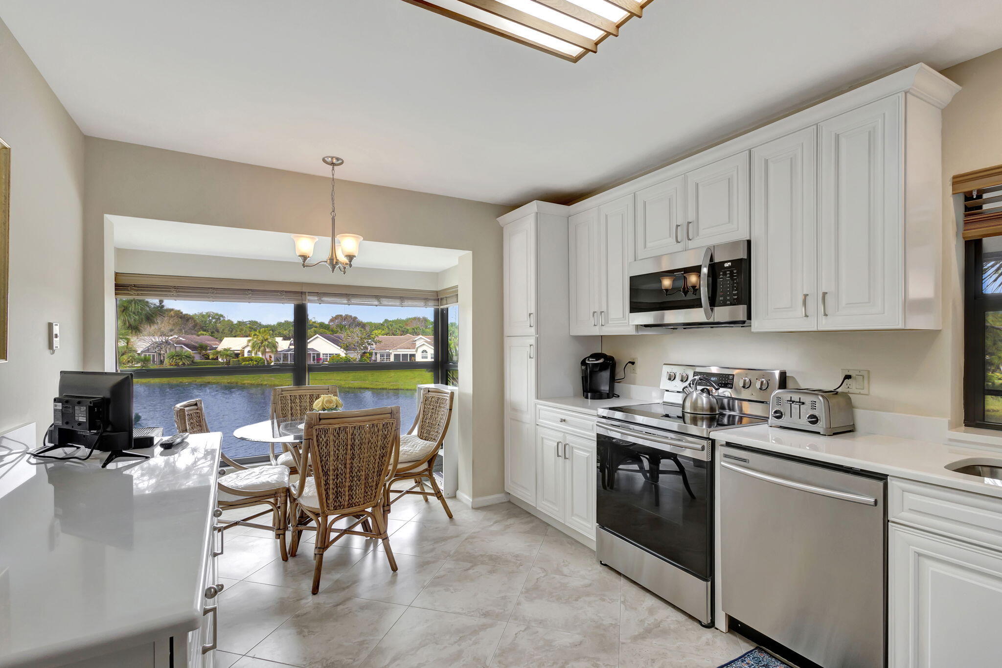 16551 Traders Crossing S 243