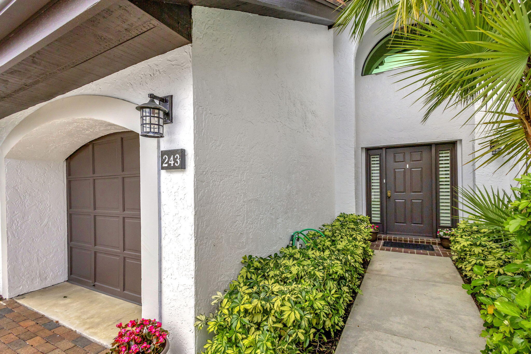 16551 Traders Crossing S 243