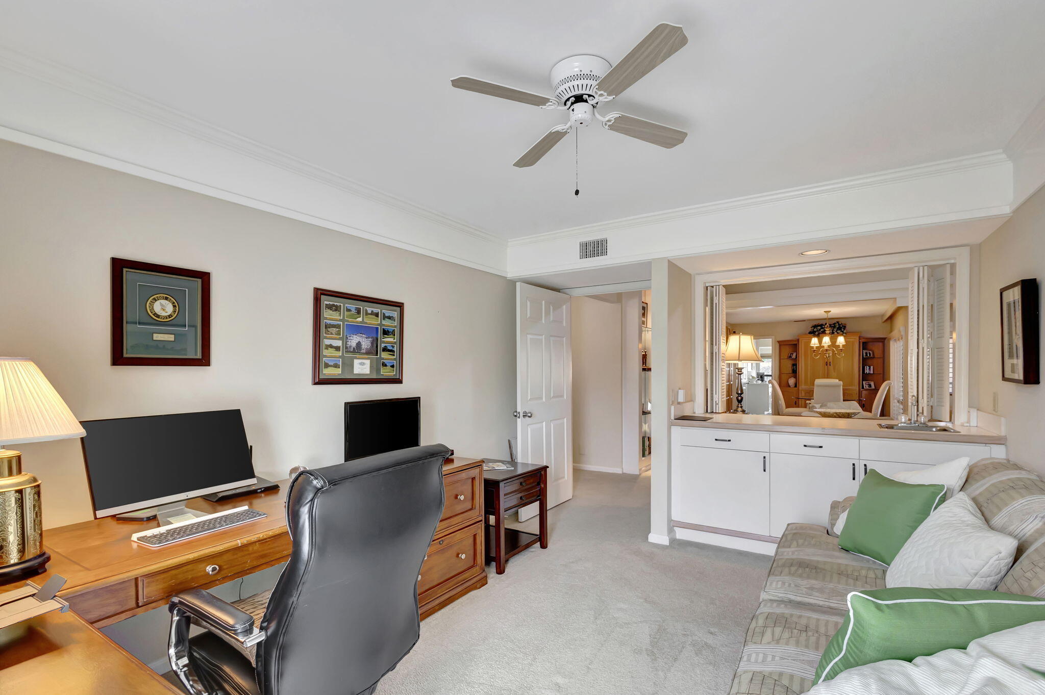 16551 Traders Crossing S 243