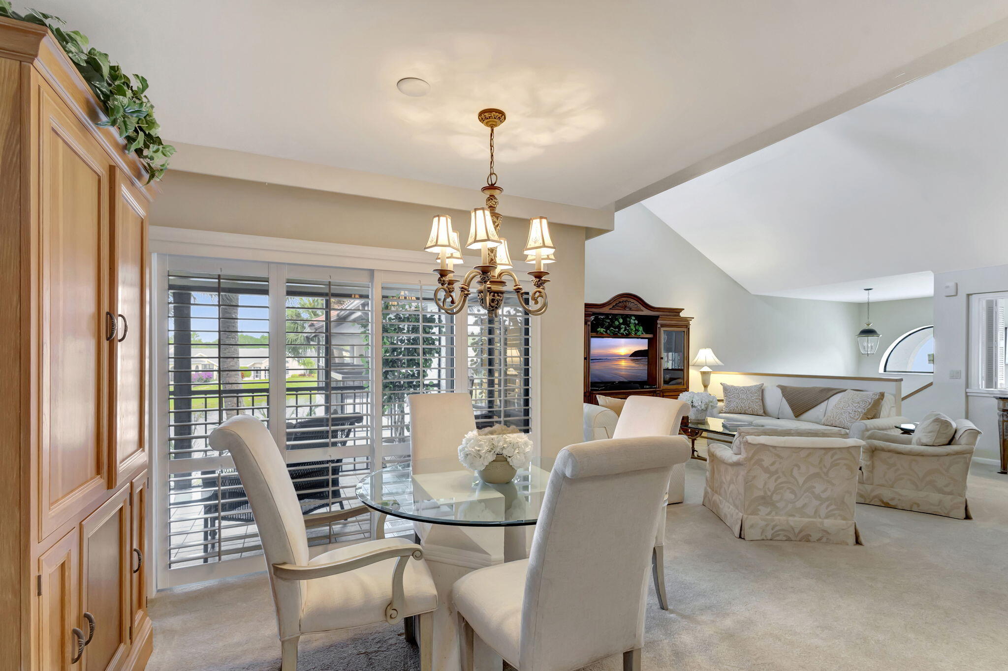 16551 Traders Crossing S 243