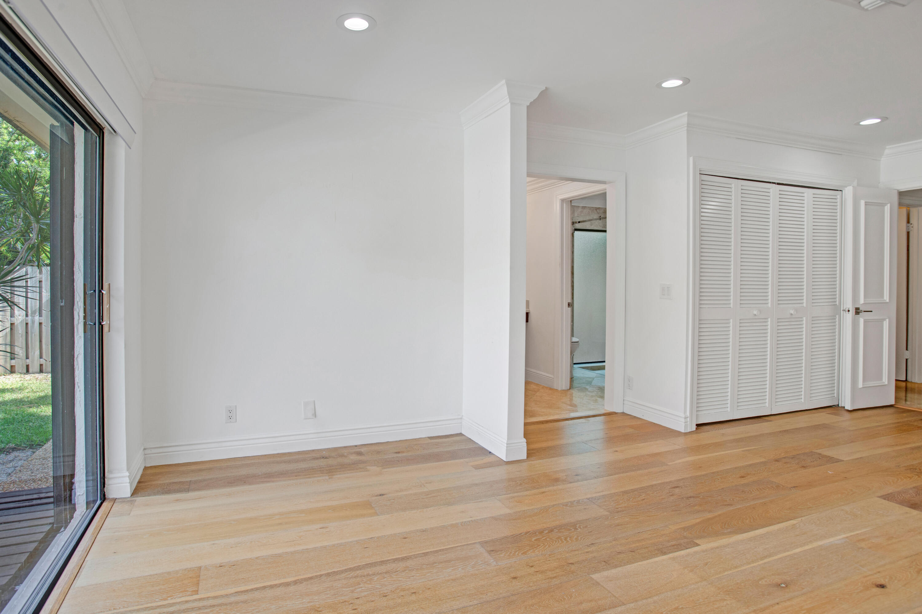 3069 NW 25th Way