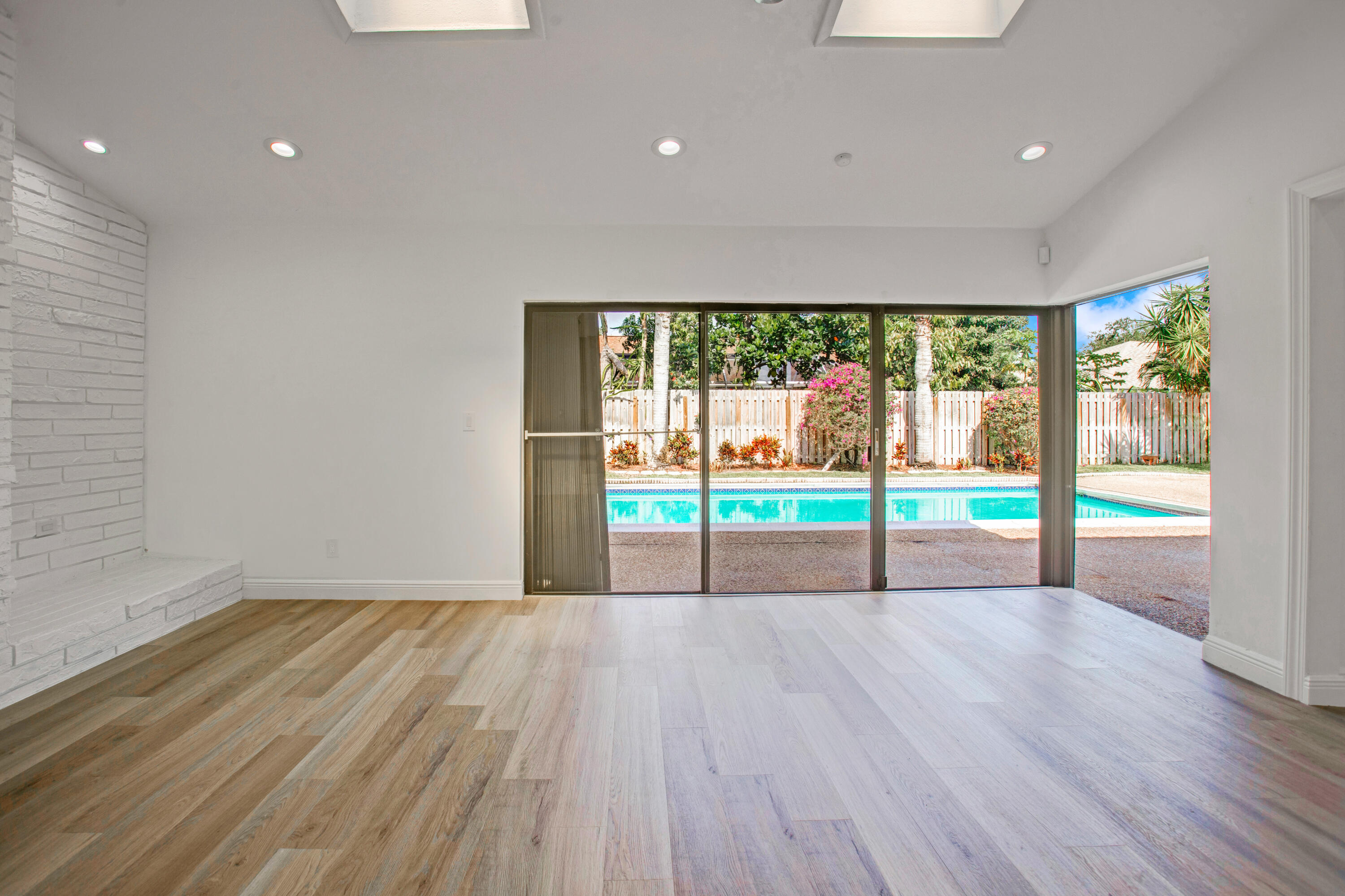 3069 NW 25th Way