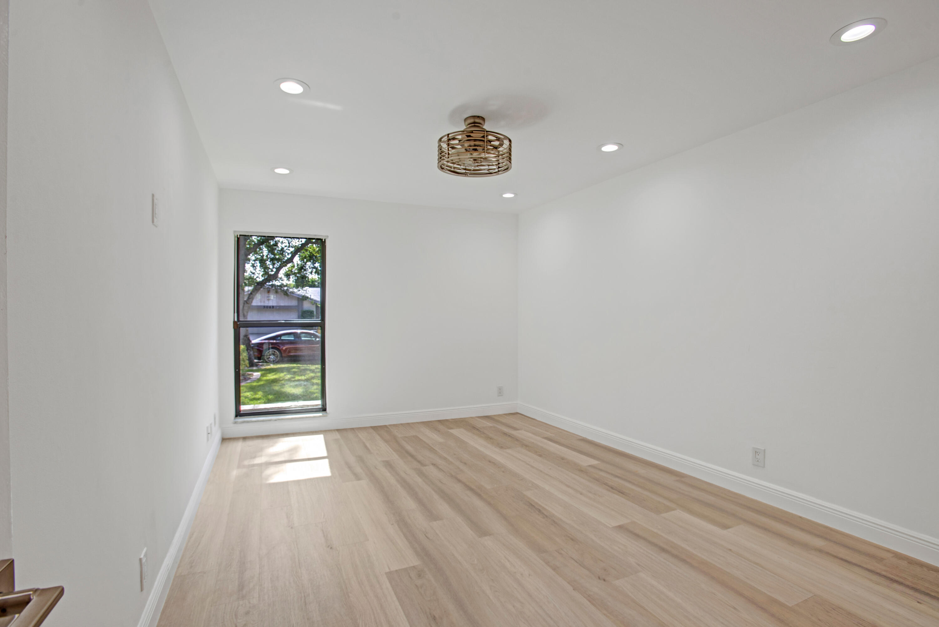 3069 NW 25th Way