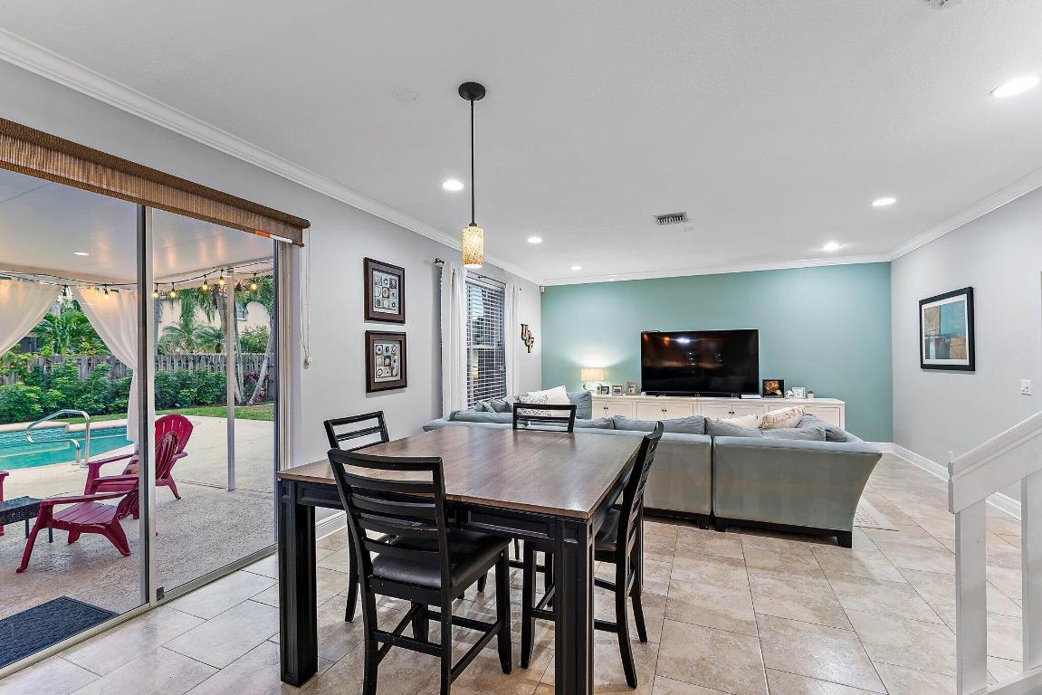 8871 Cicero Drive