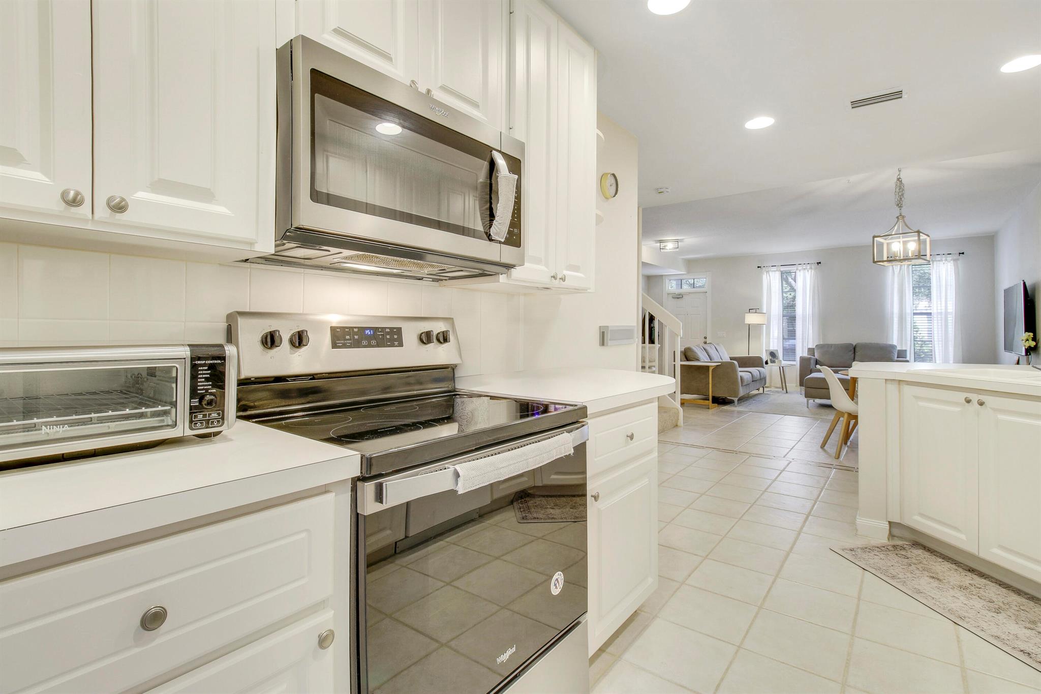 347 Legare Court