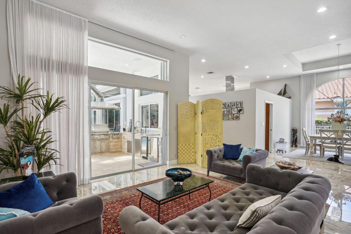 1841 Eagle Trace Boulevard W