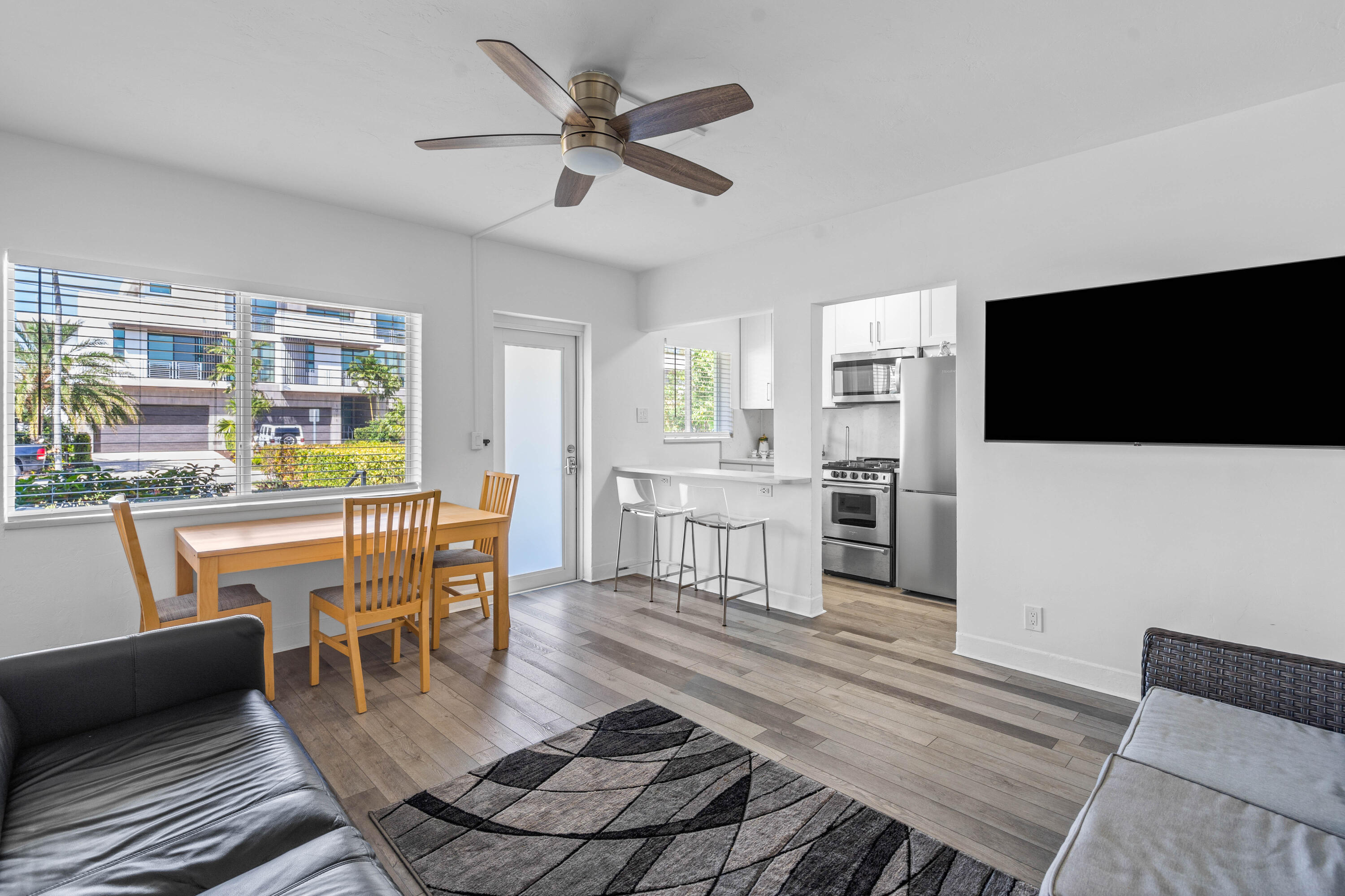1006 Casuarina Road 3