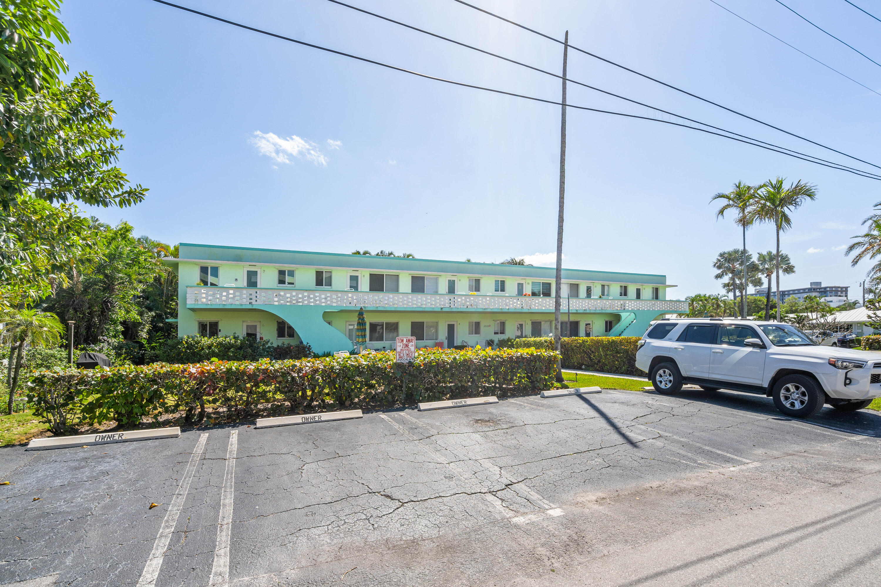 1006 Casuarina Road 3