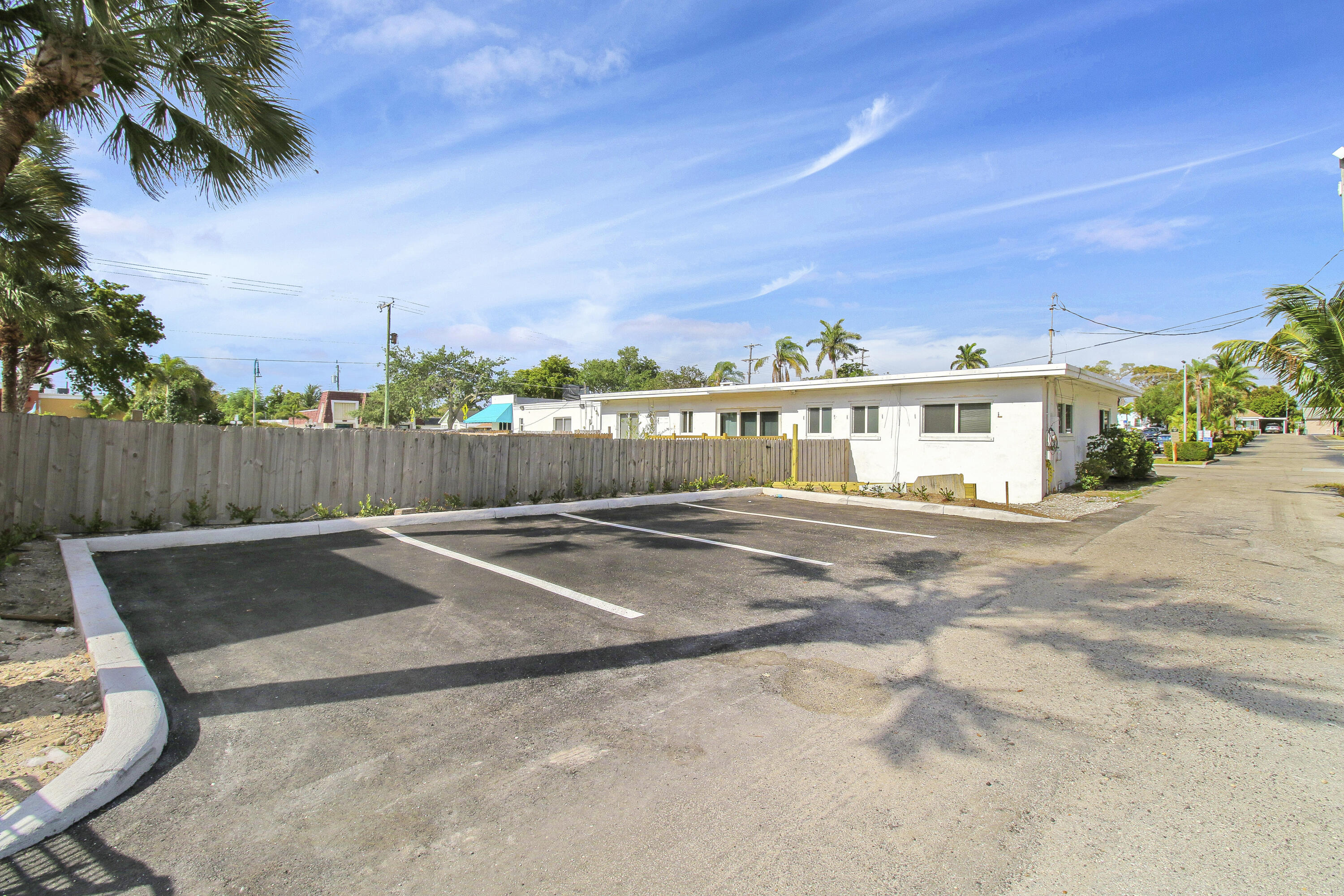 110 N C Street
