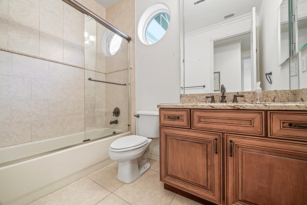 7619 Tarpon Cove Circle