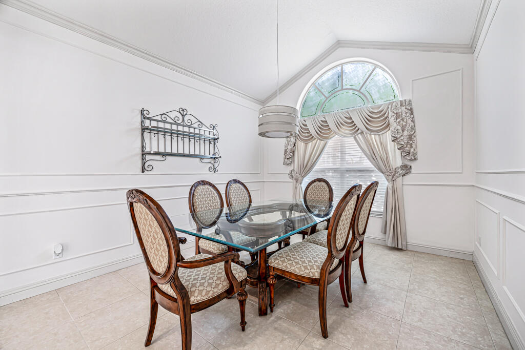 7619 Tarpon Cove Circle