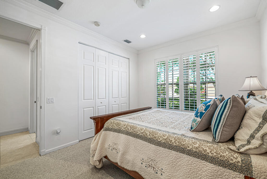 7619 Tarpon Cove Circle