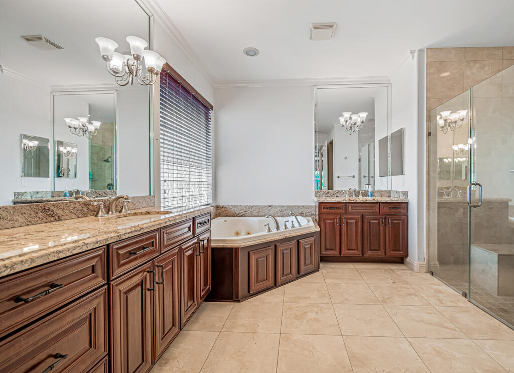 7619 Tarpon Cove Circle