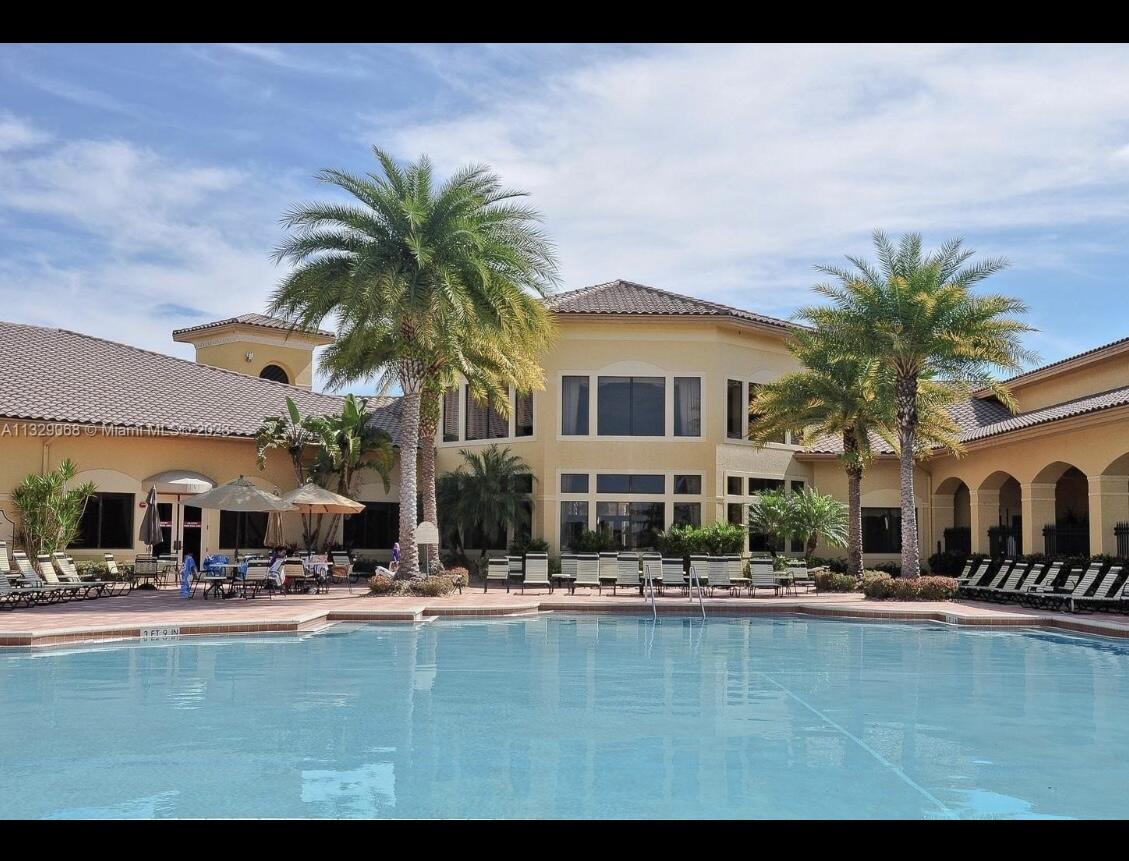 7619 Tarpon Cove Circle
