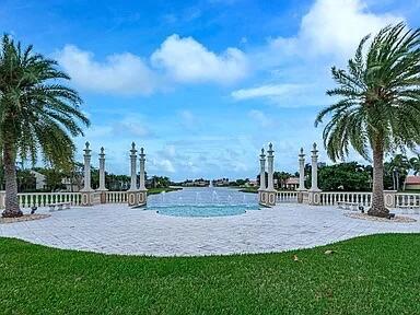 7619 Tarpon Cove Circle
