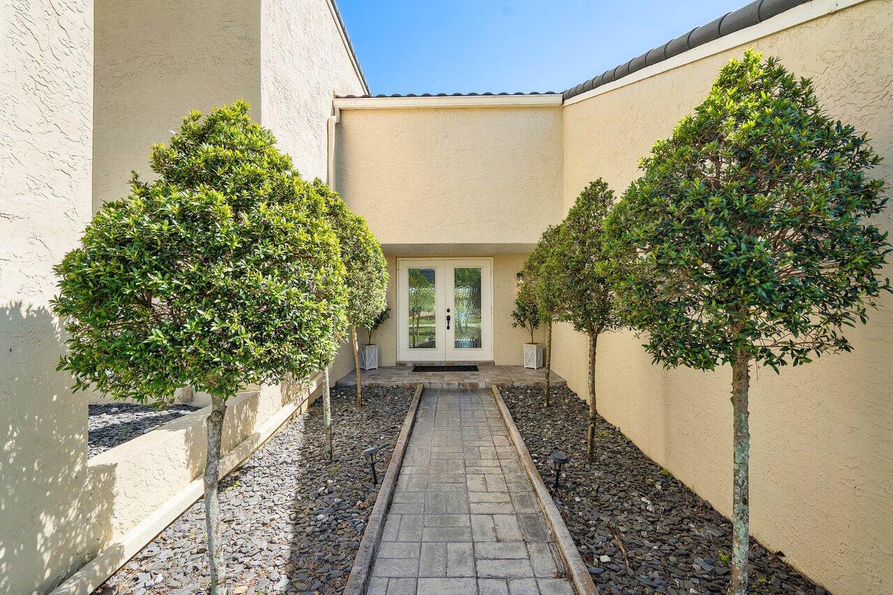 2320 SW 23rd Cranbrook Drive