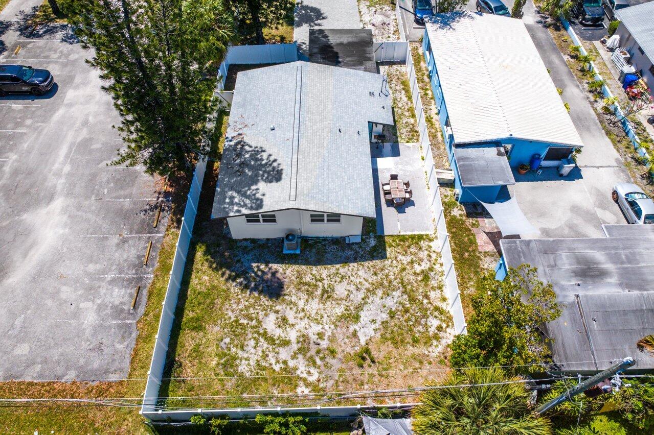 108 SE 11th Avenue