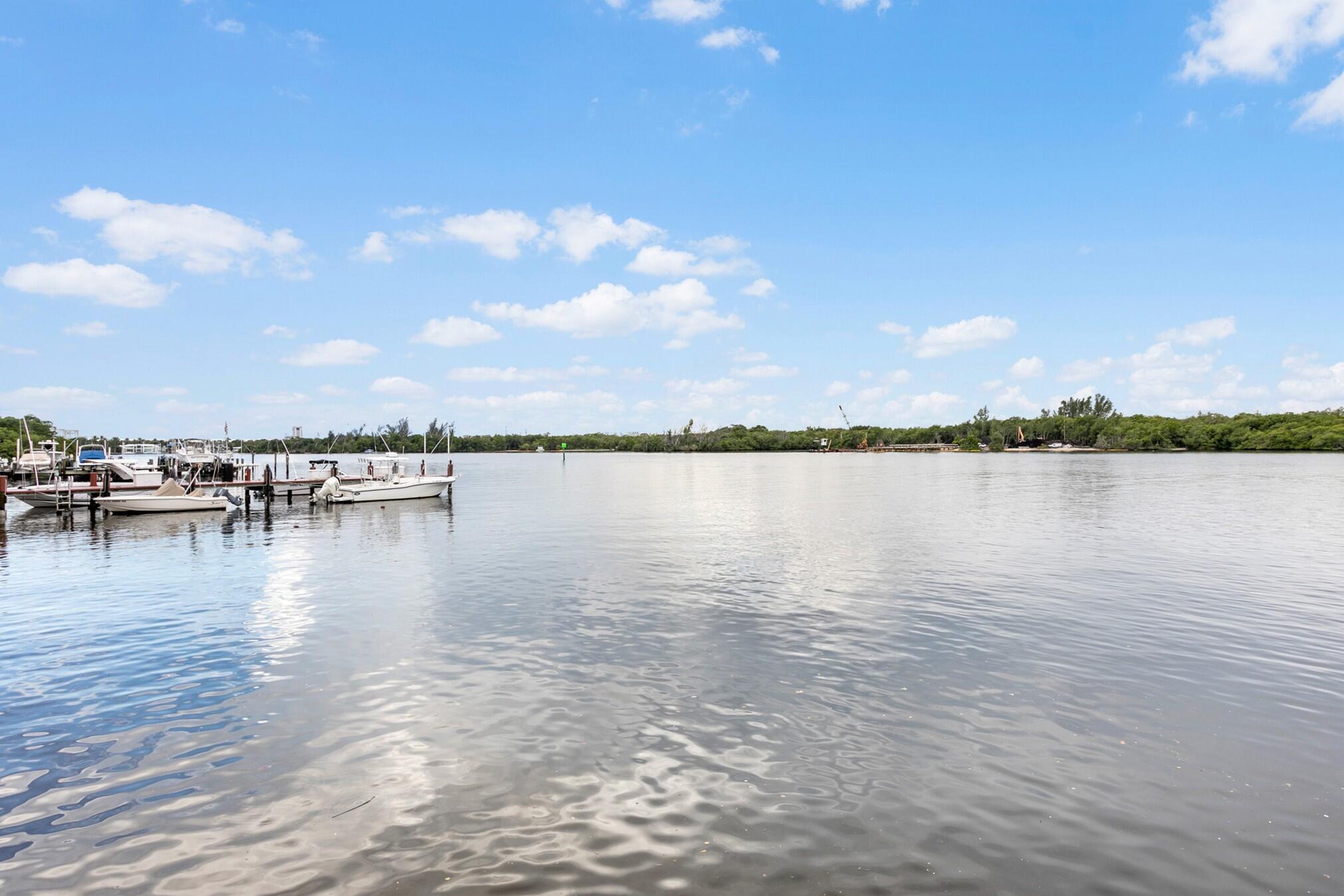 2121 N Ocean Boulevard 1504w