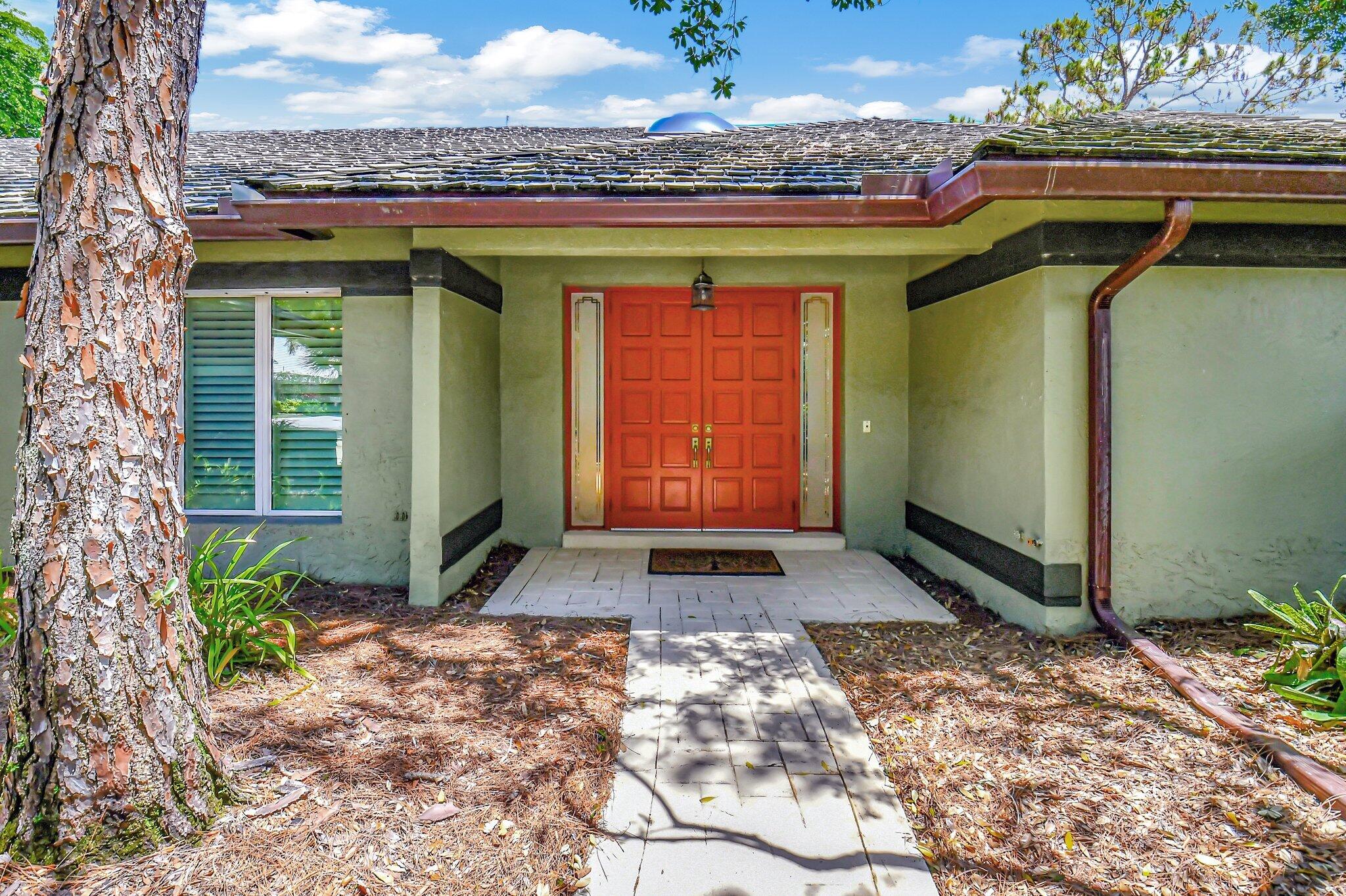 4418 Woodfield Boulevard