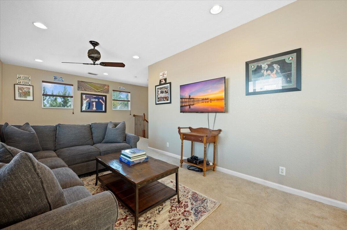 8766 Tally Ho Lane