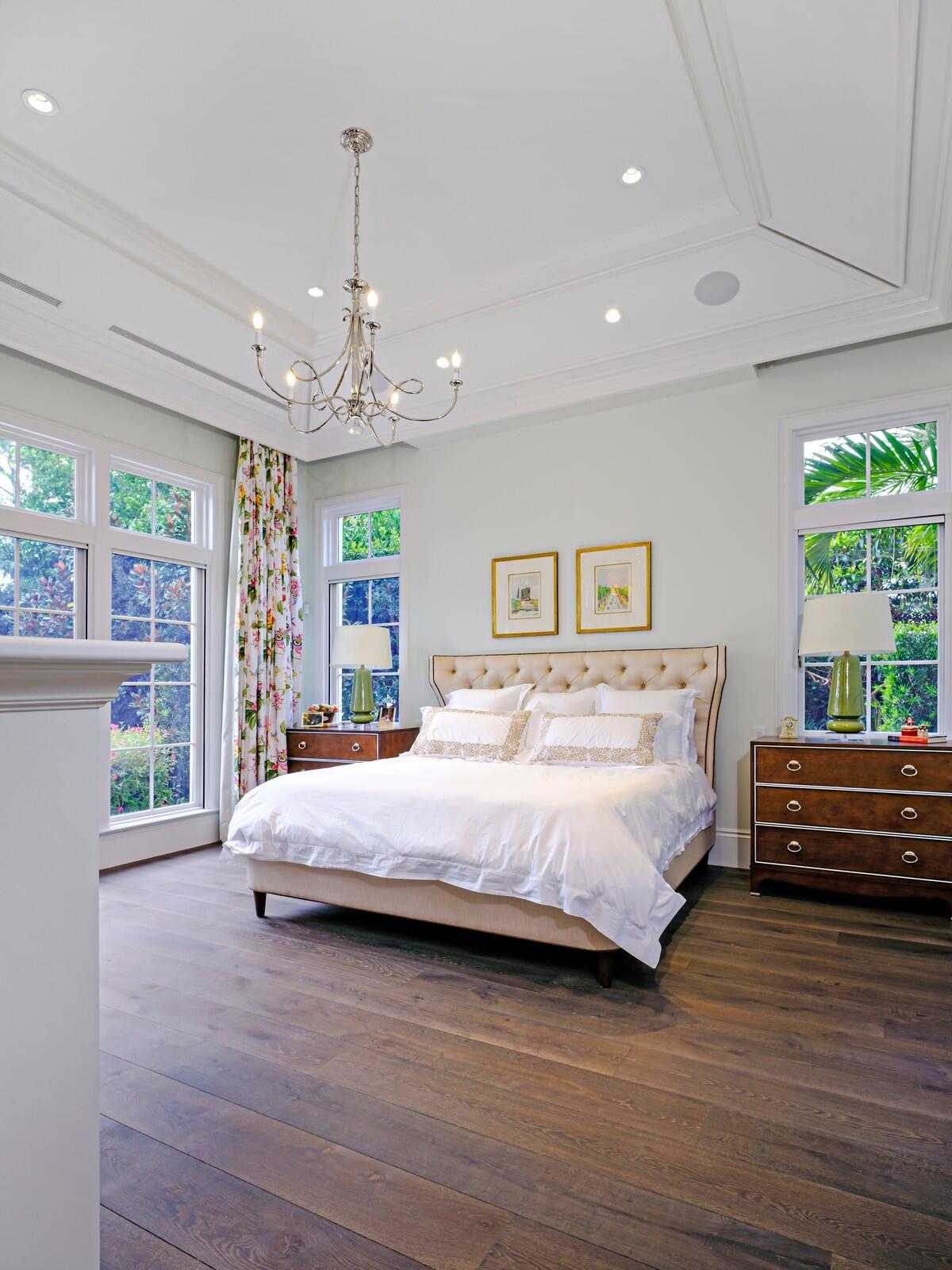 131 W Bears Club Drive