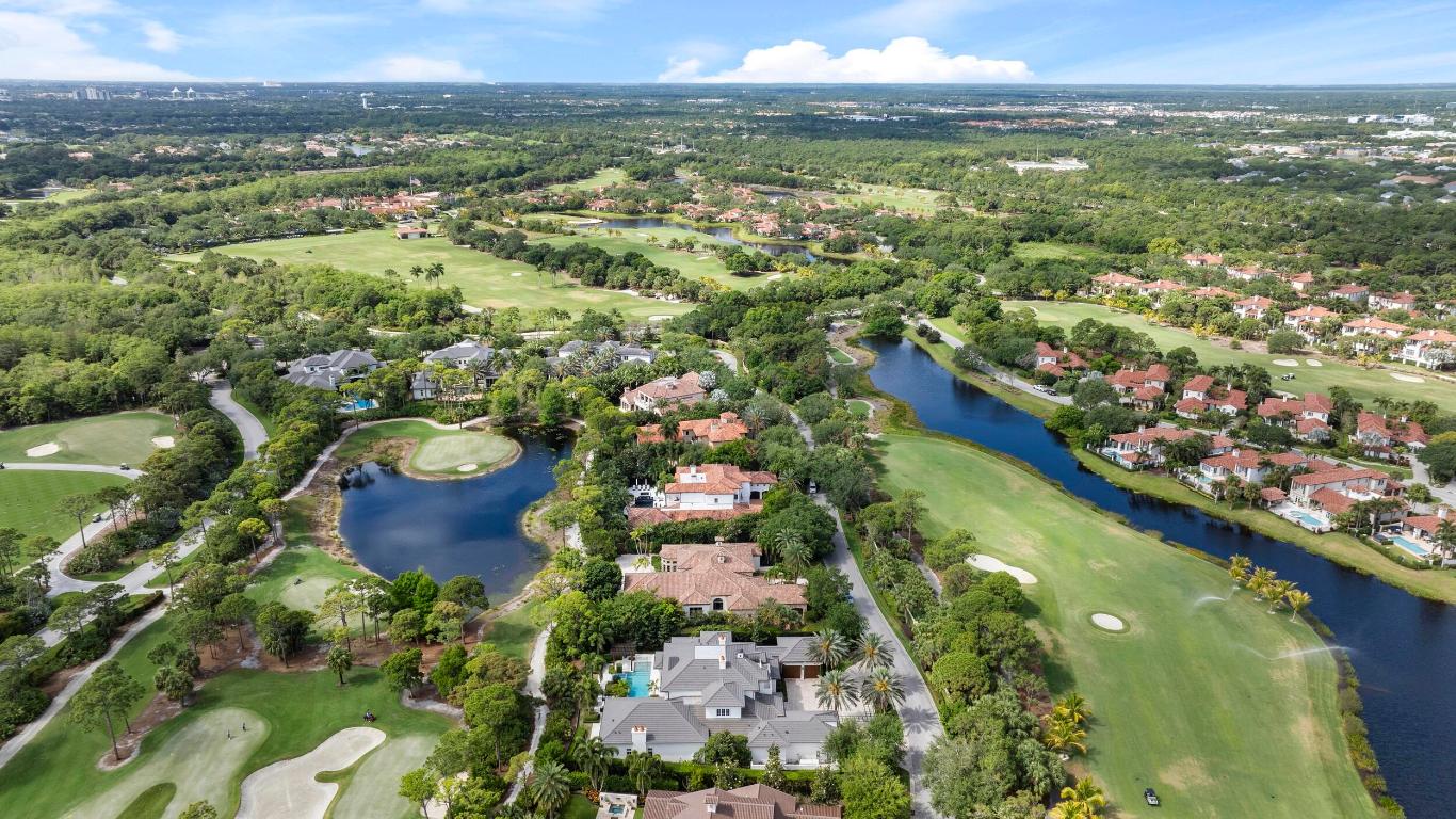 131 W Bears Club Drive