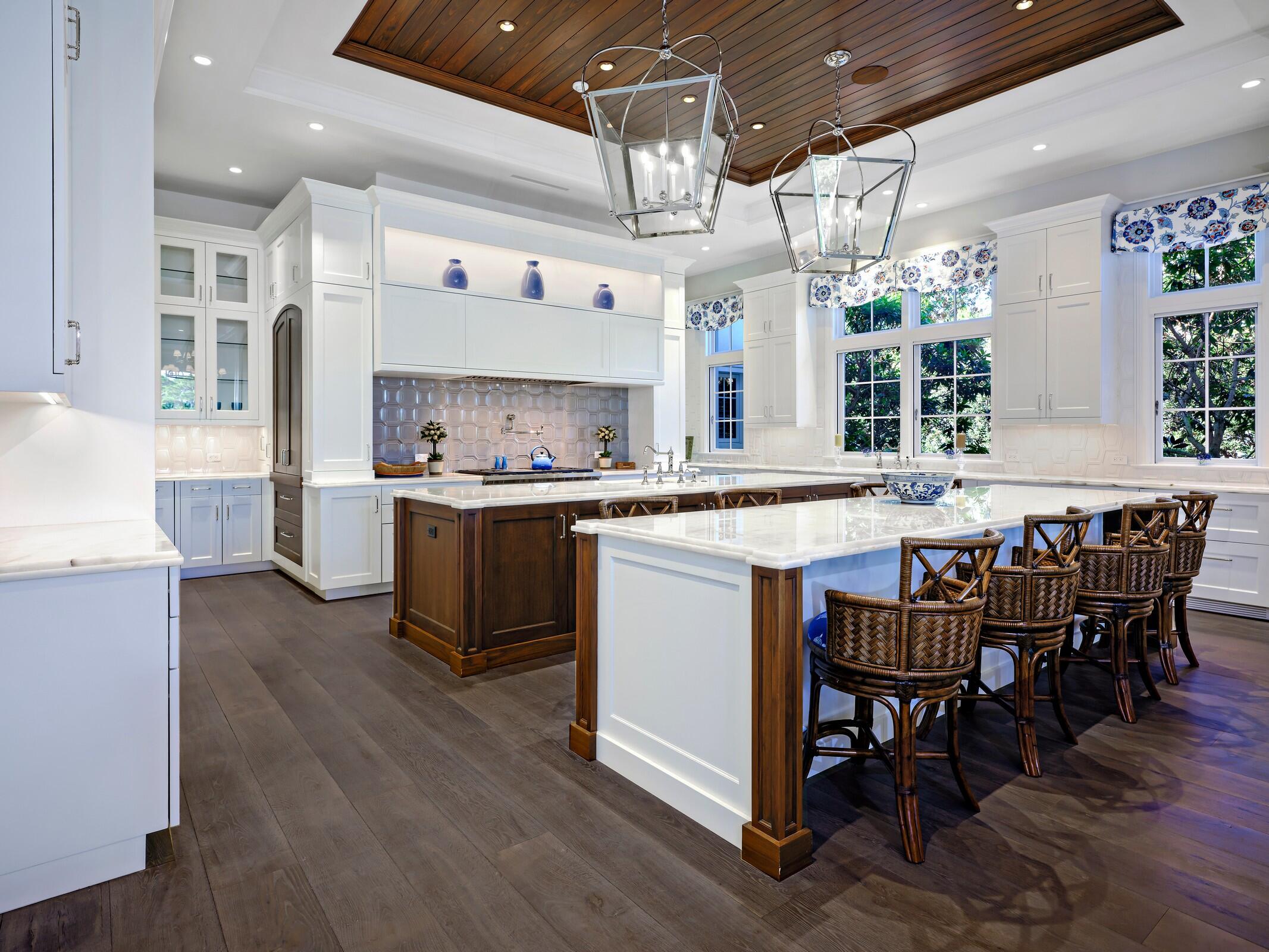 131 W Bears Club Drive