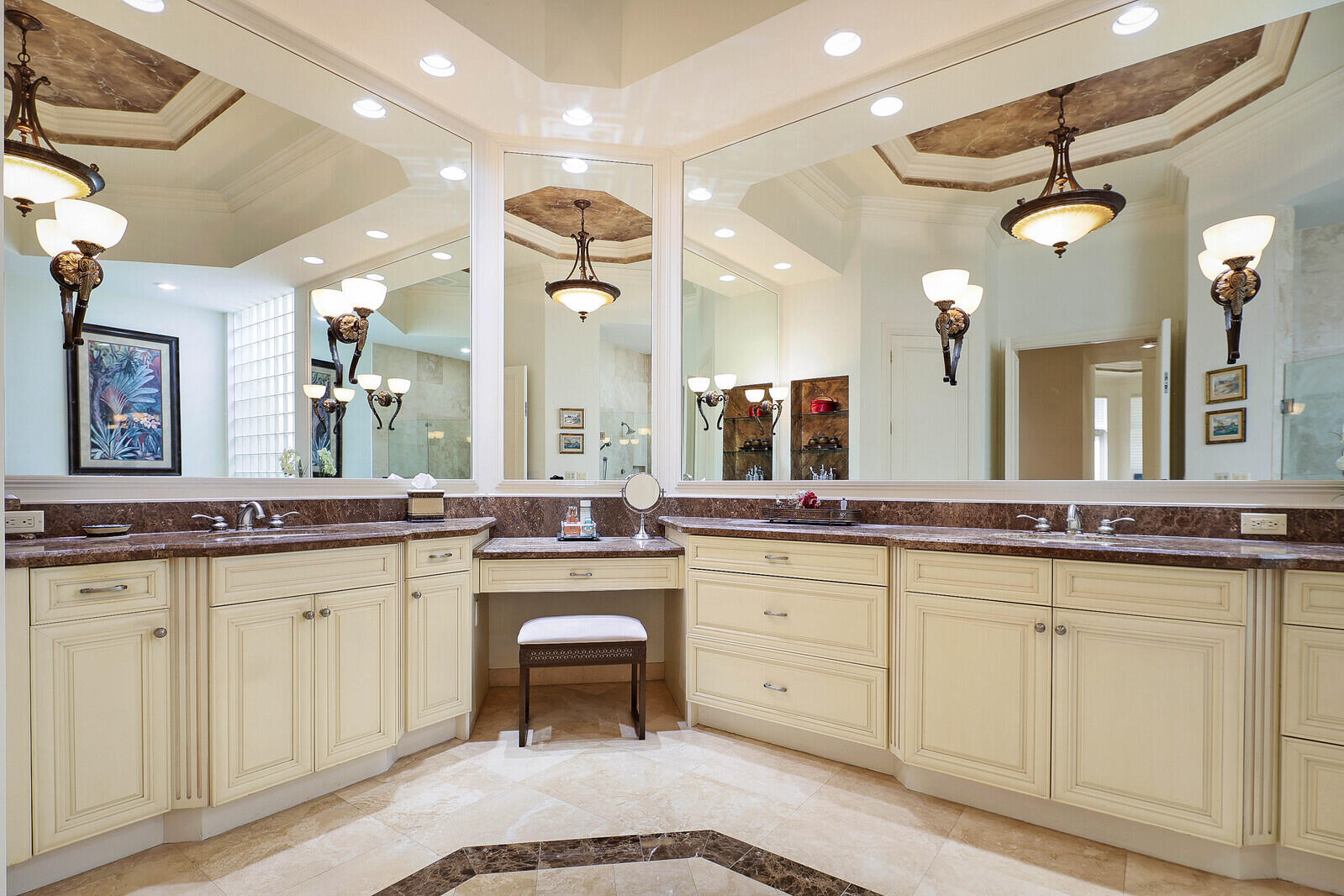 17857 Villa Club Way