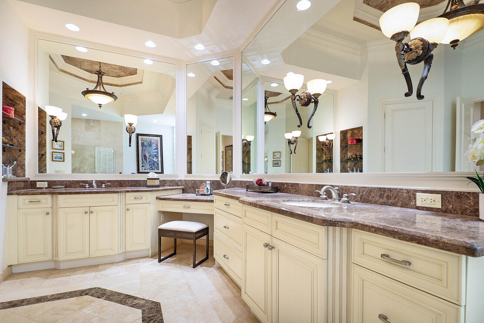 17857 Villa Club Way