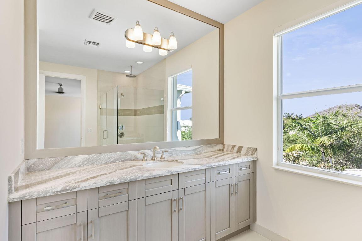 3050 NW Radcliffe Way