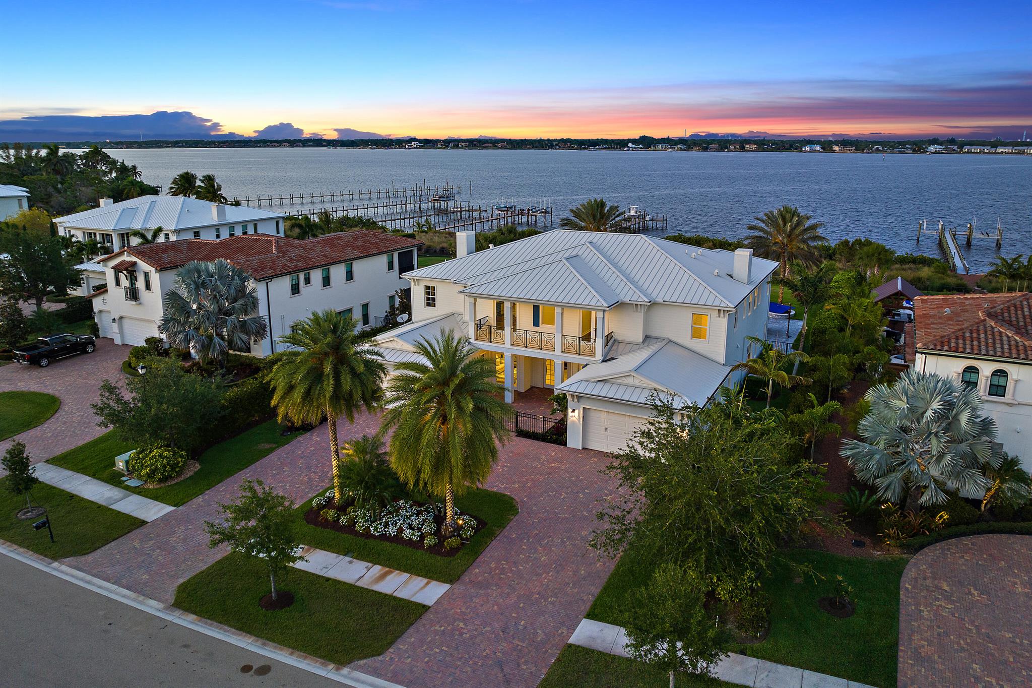 3050 NW Radcliffe Way