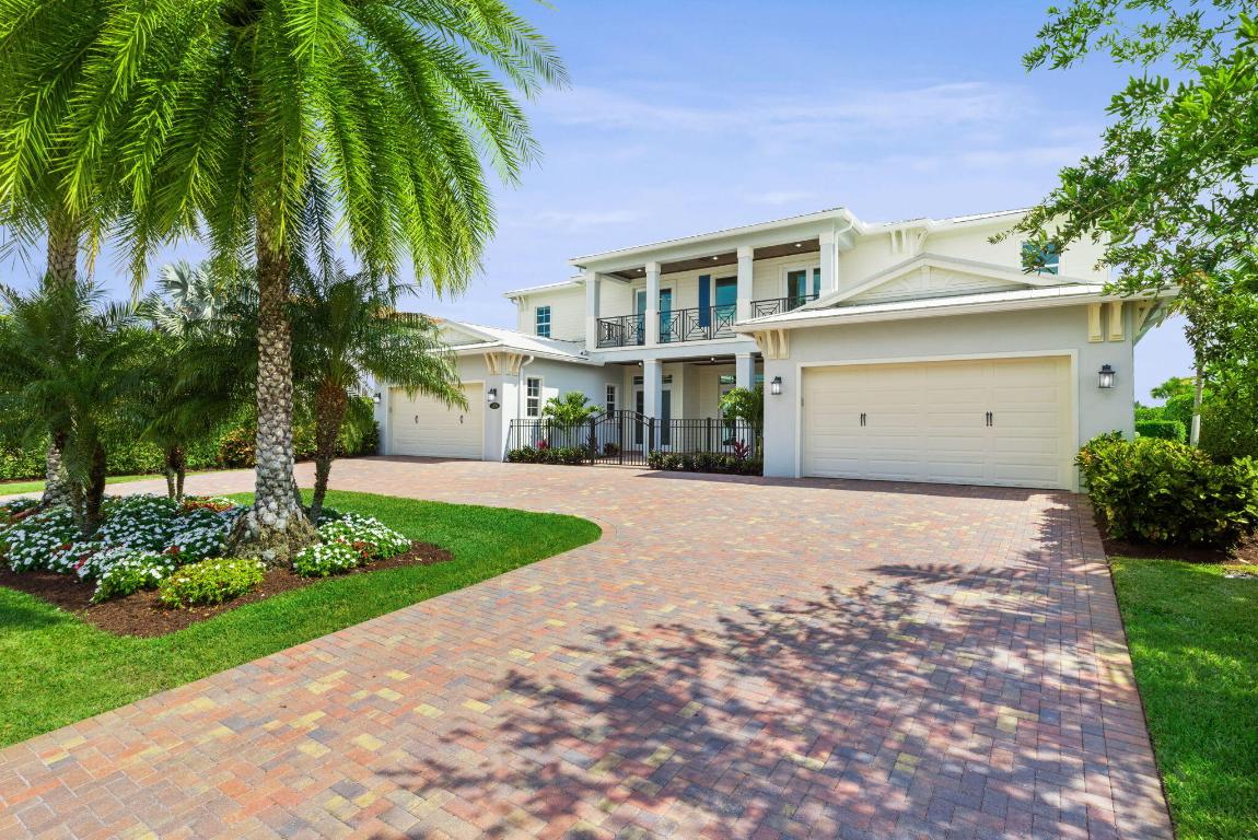 3050 NW Radcliffe Way