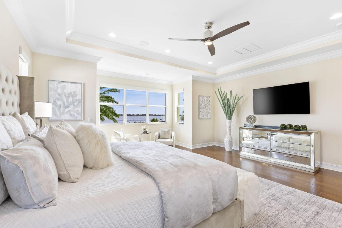 3050 NW Radcliffe Way