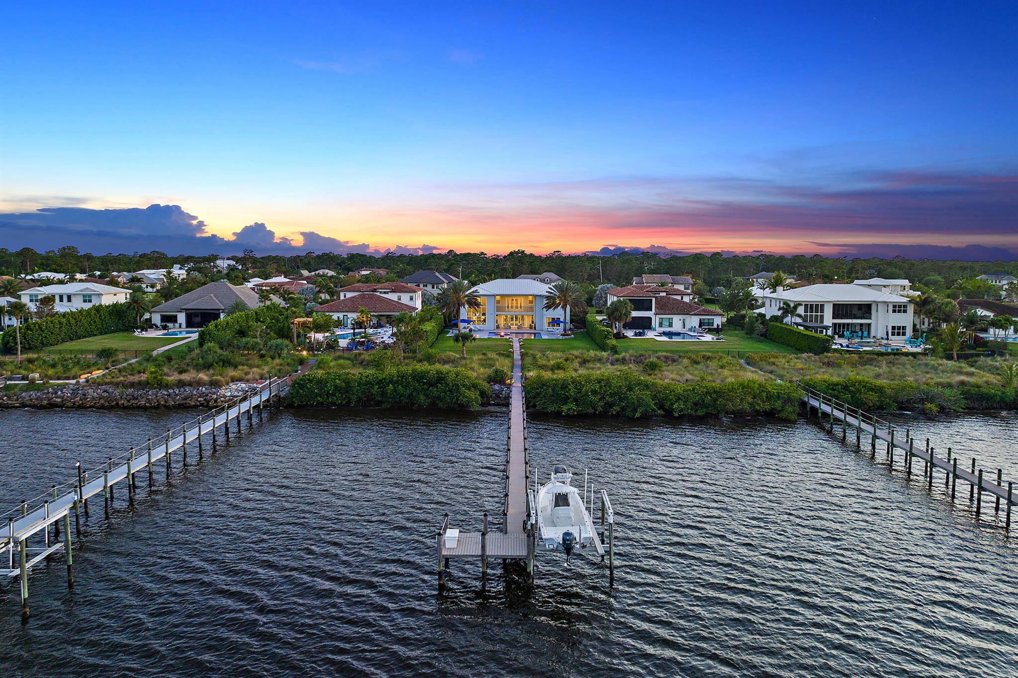 3050 NW Radcliffe Way