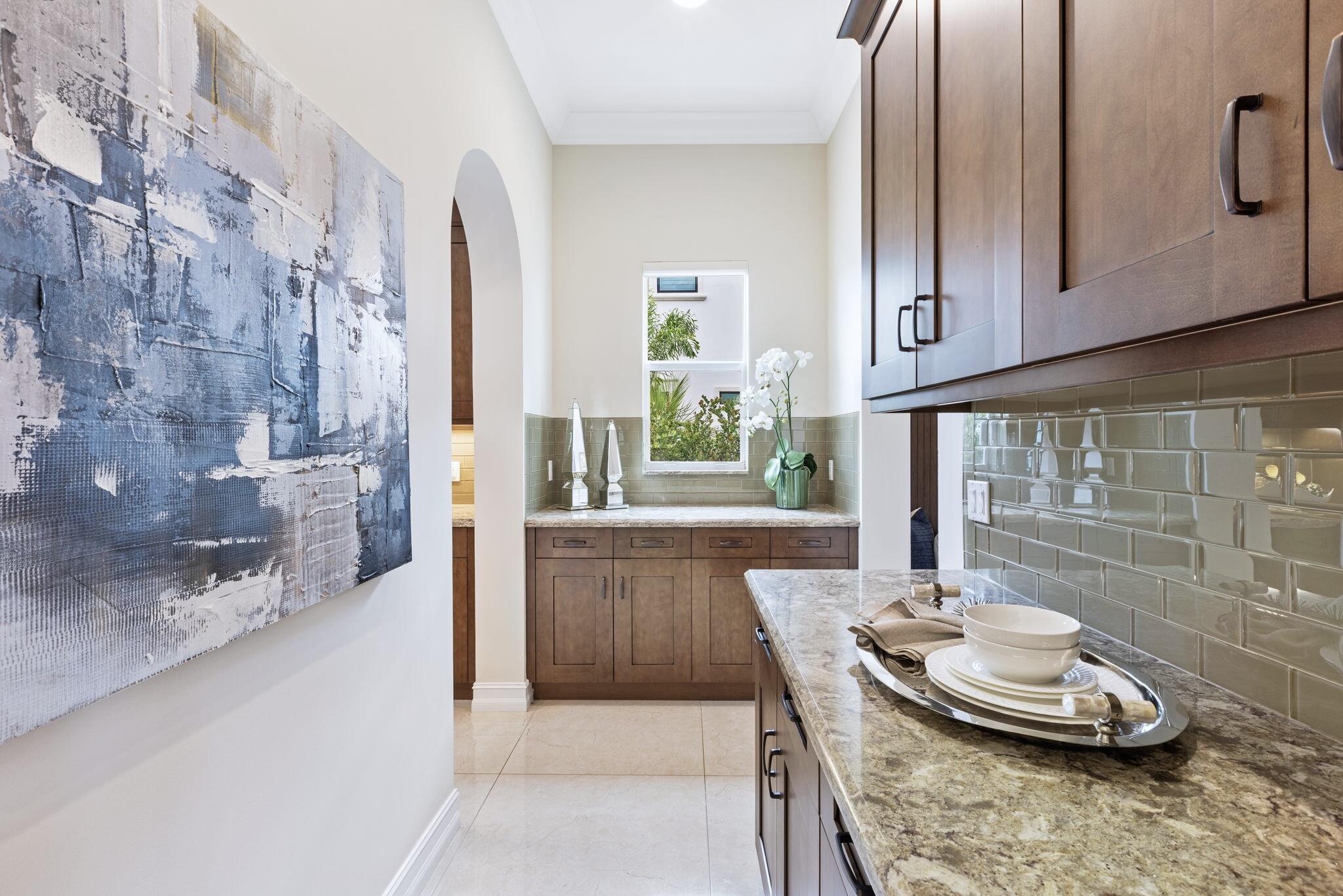 3050 NW Radcliffe Way