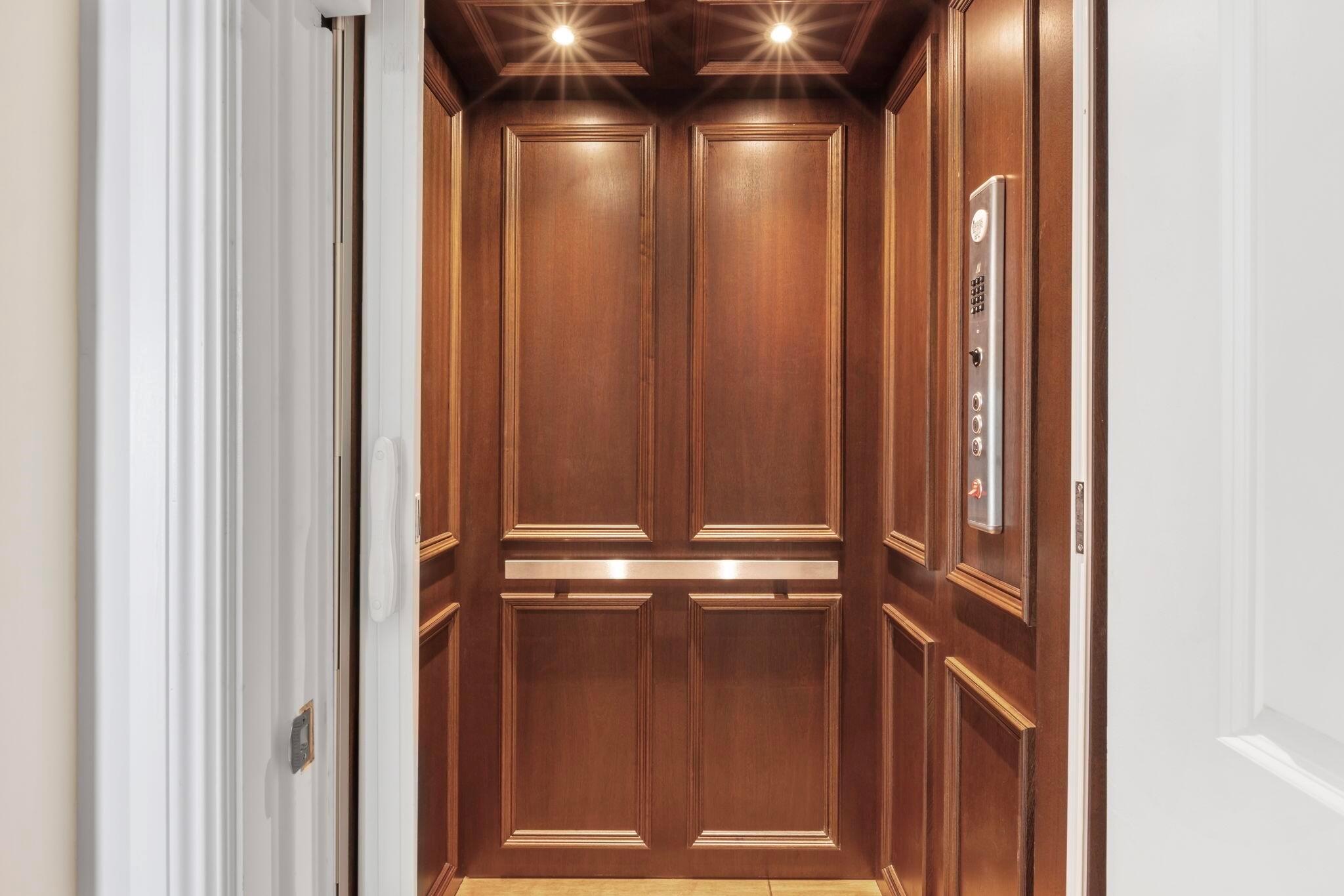 3050 NW Radcliffe Way