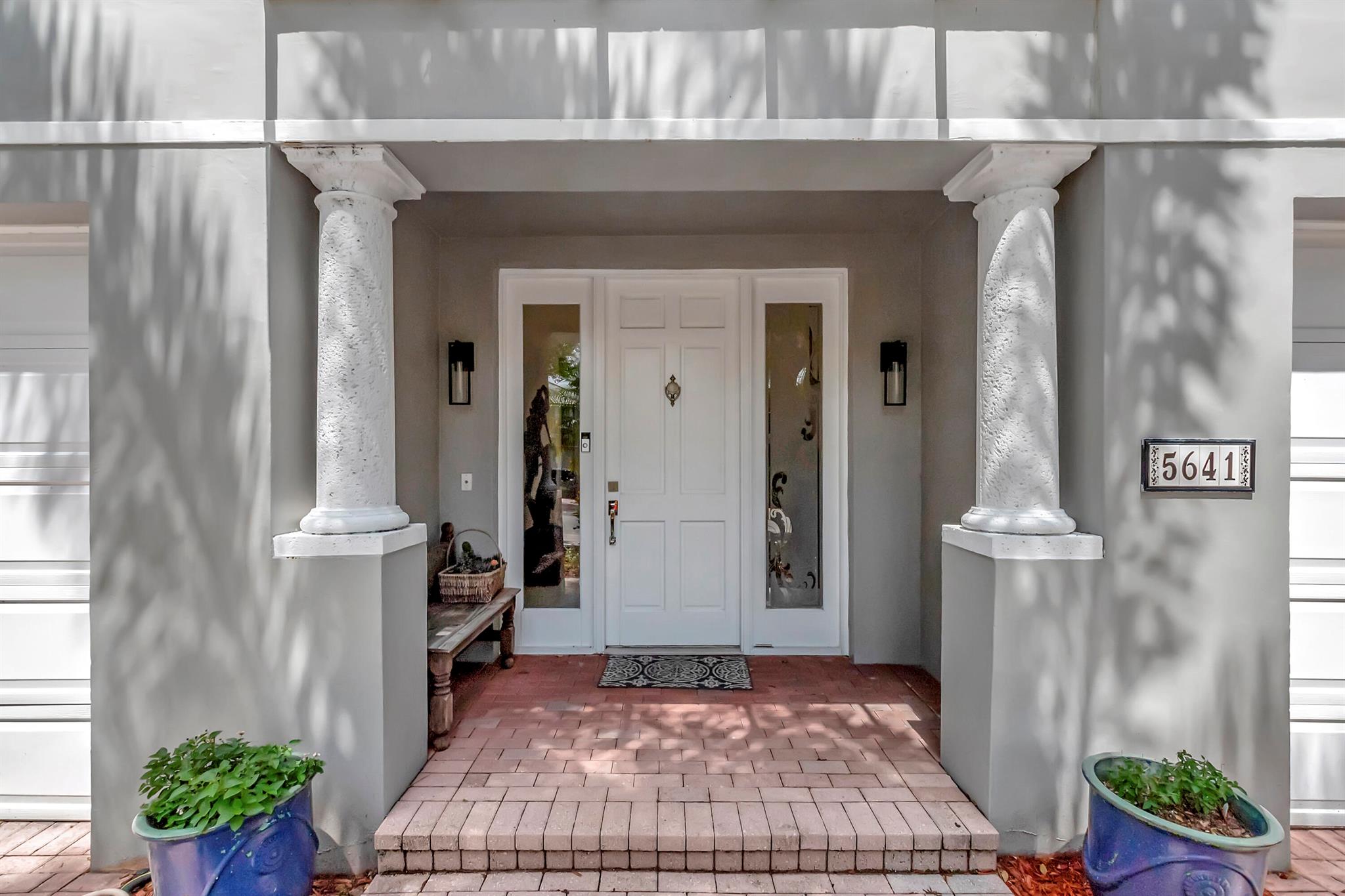 5641 NW 39th Avenue