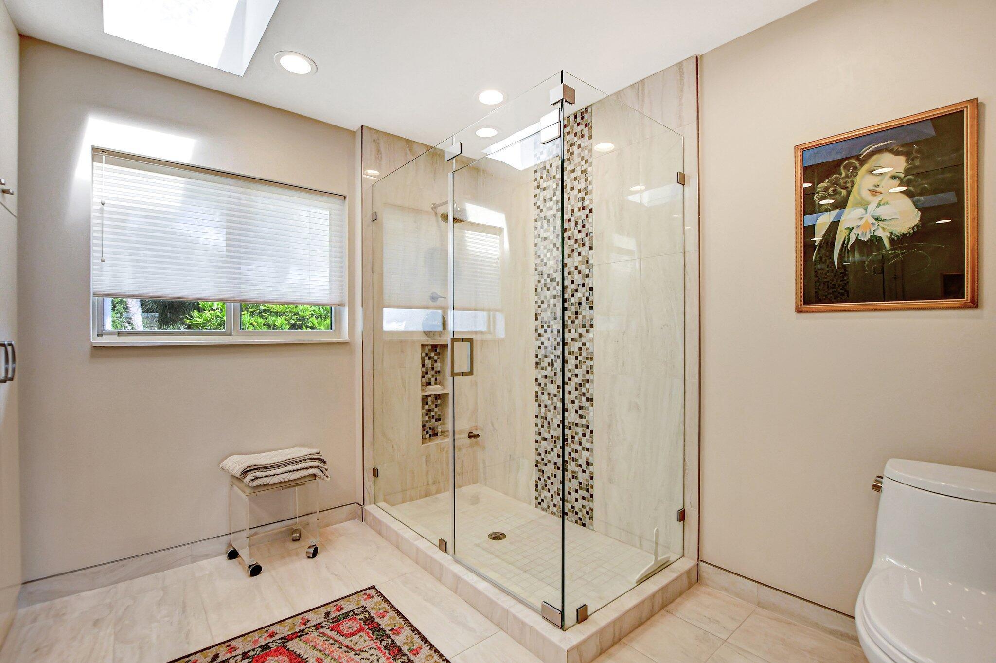 20160 Northcote Drive