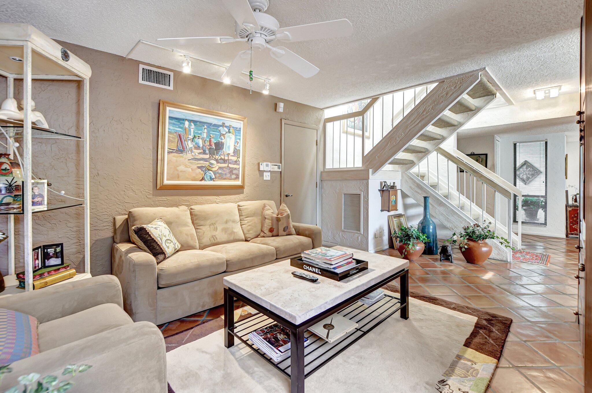 20160 Northcote Drive