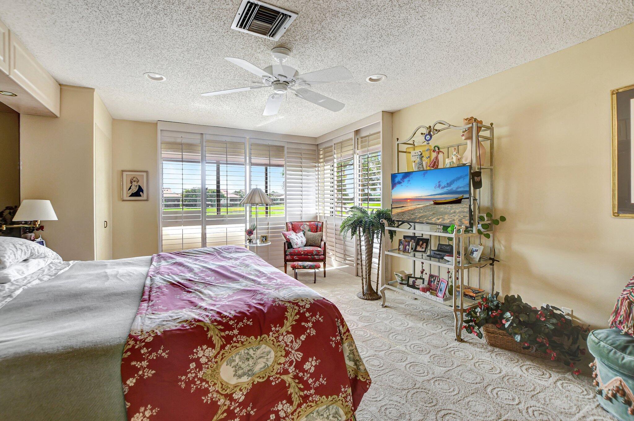 20160 Northcote Drive