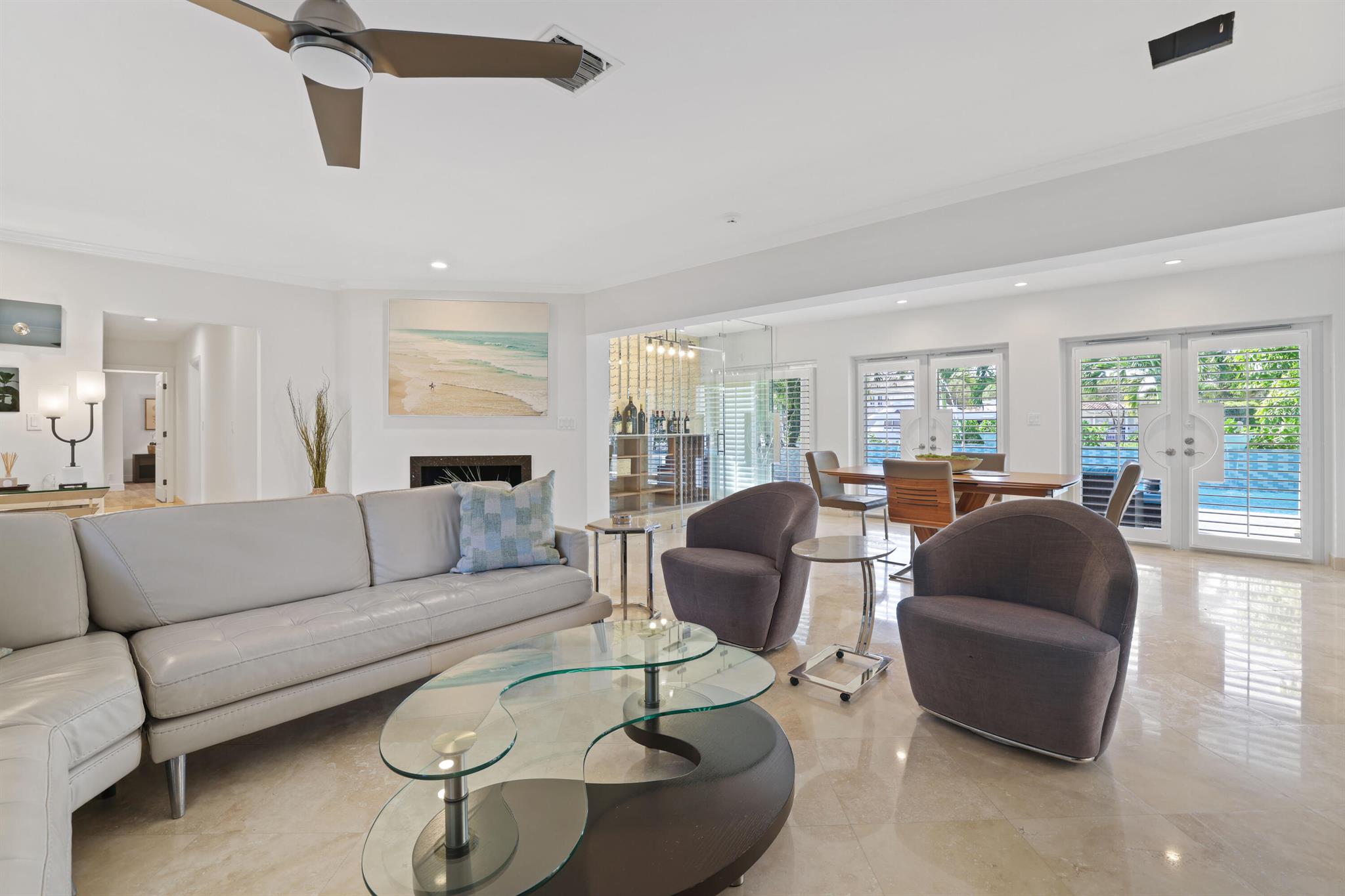 1255 Seminole Drive