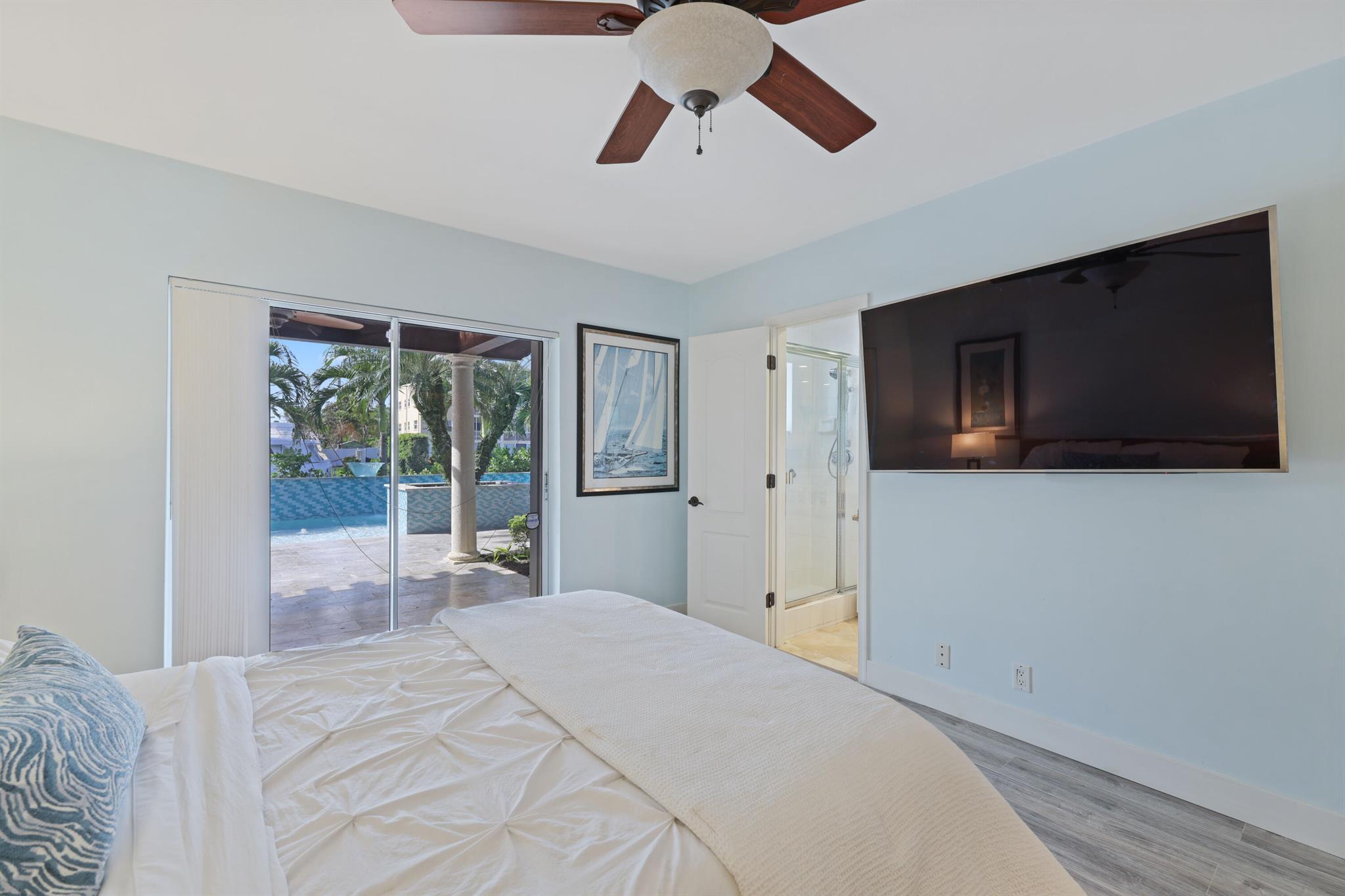 1255 Seminole Drive