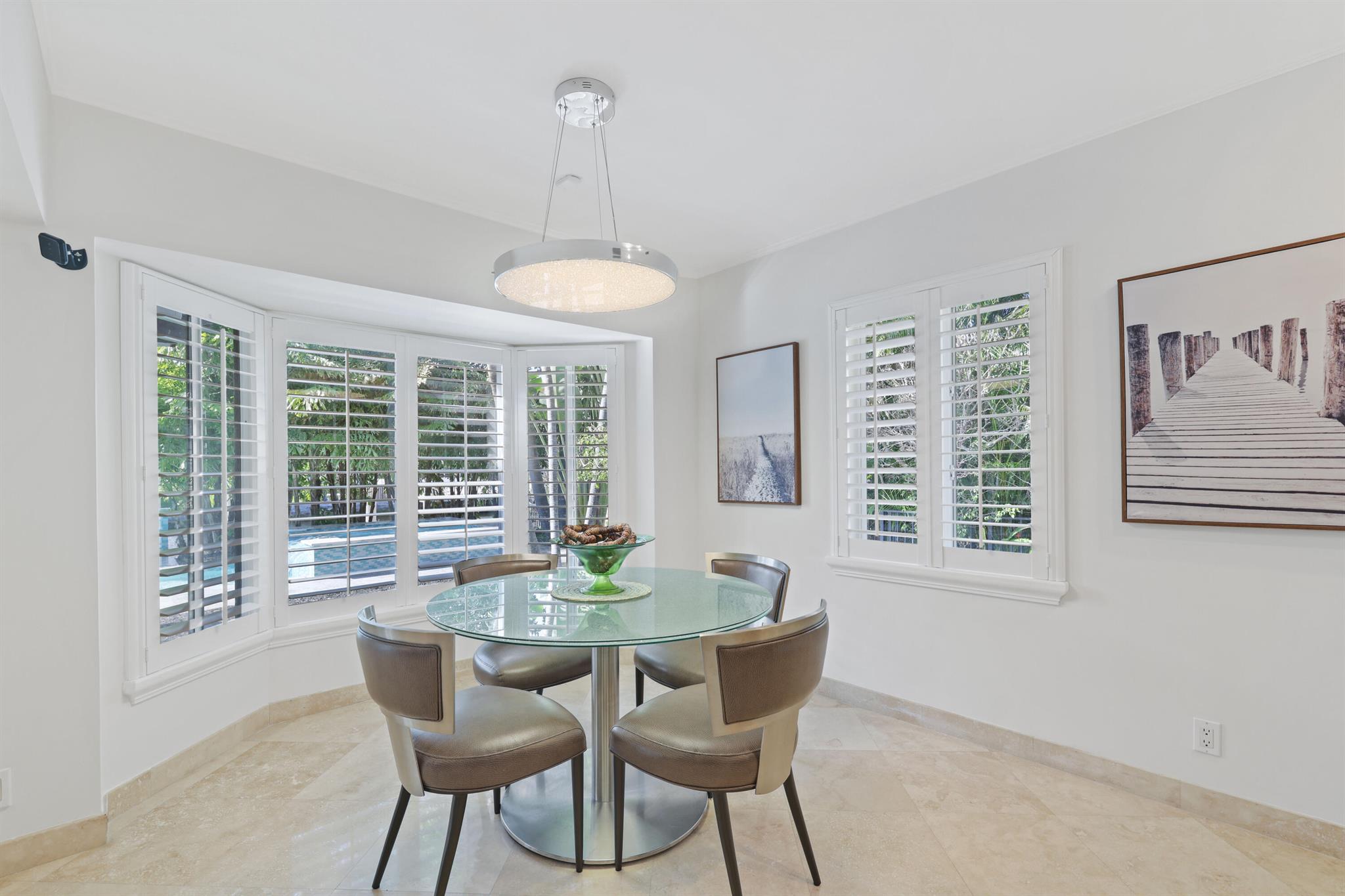 1255 Seminole Drive