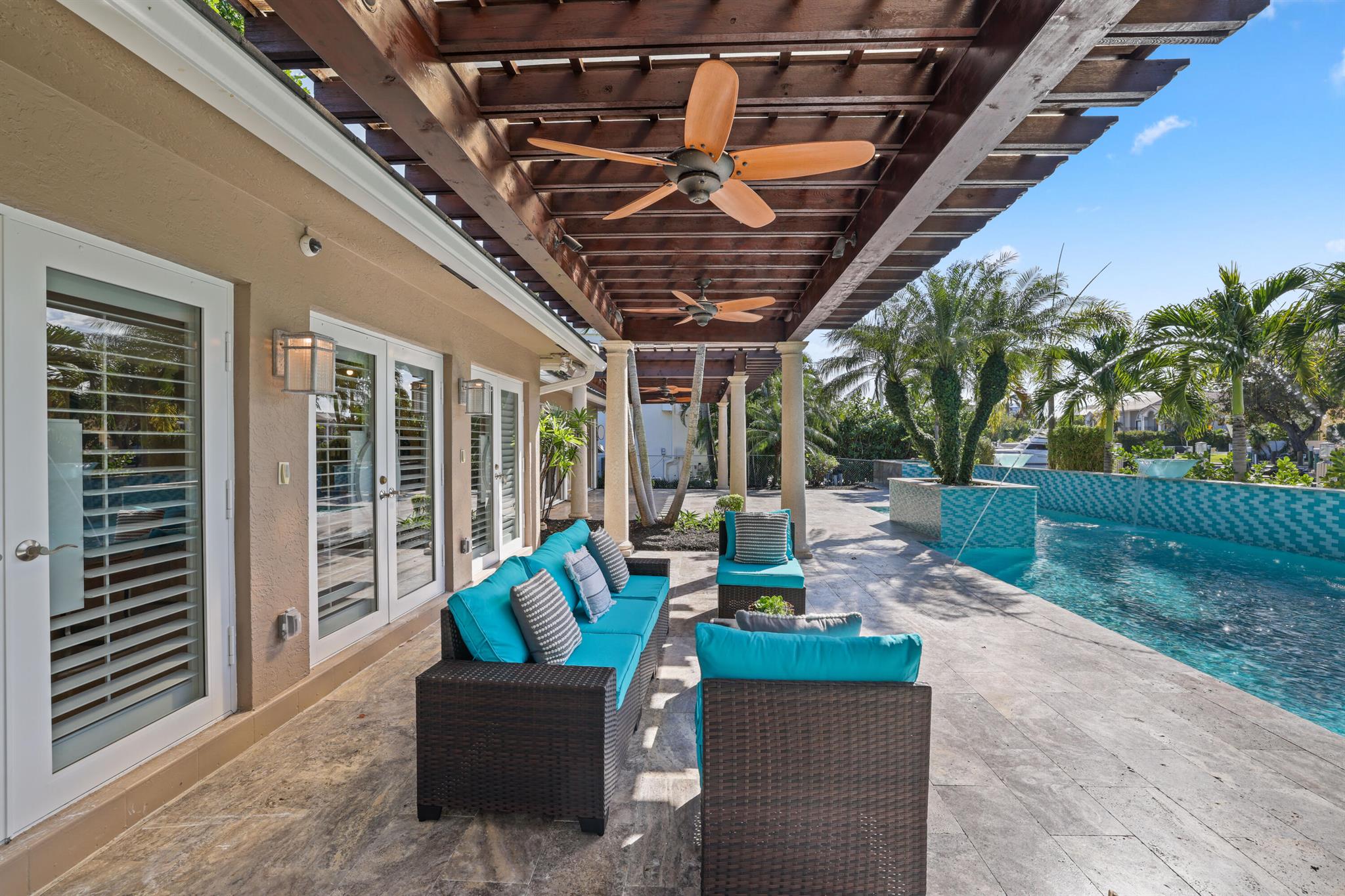 1255 Seminole Drive