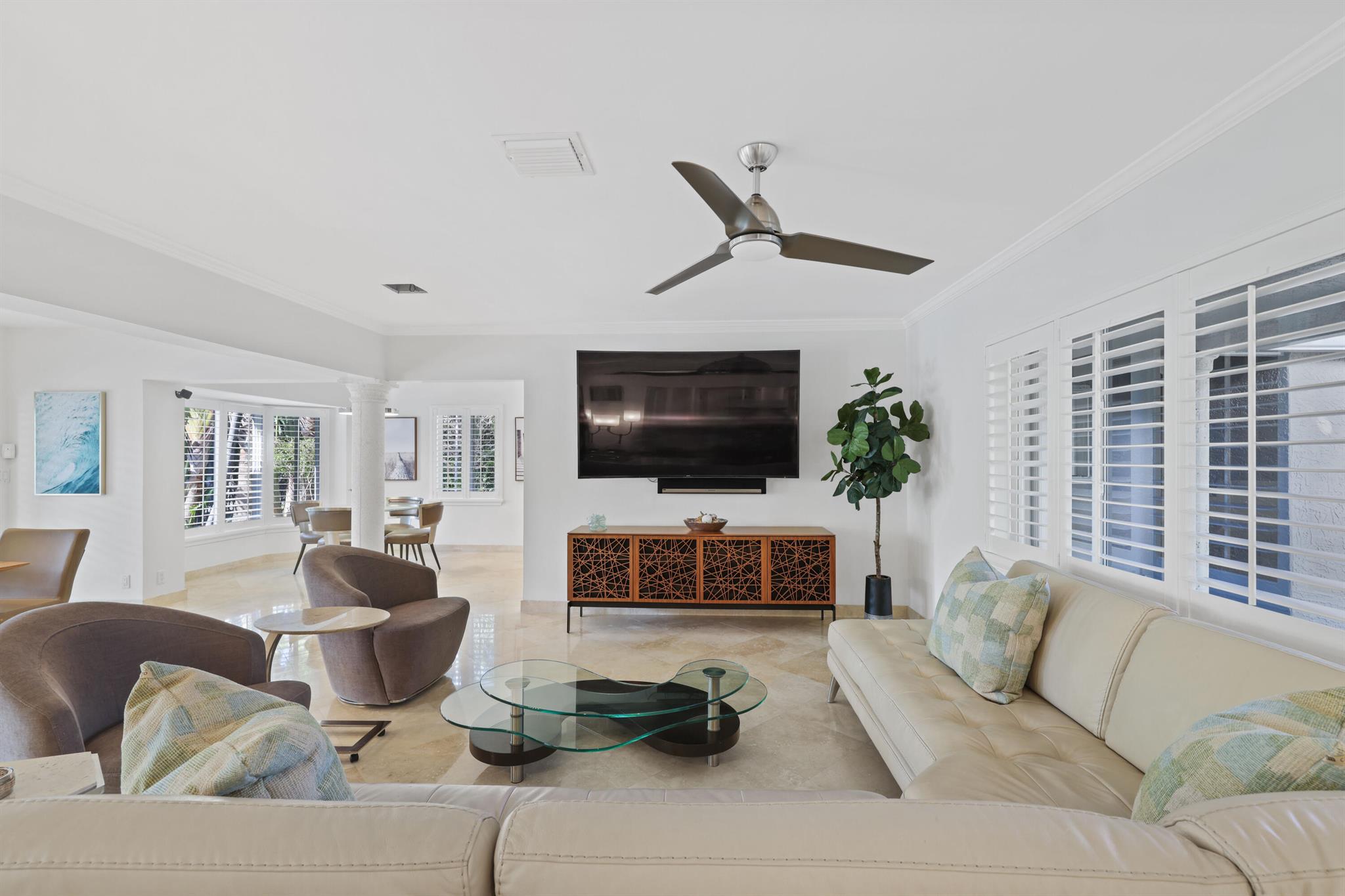 1255 Seminole Drive