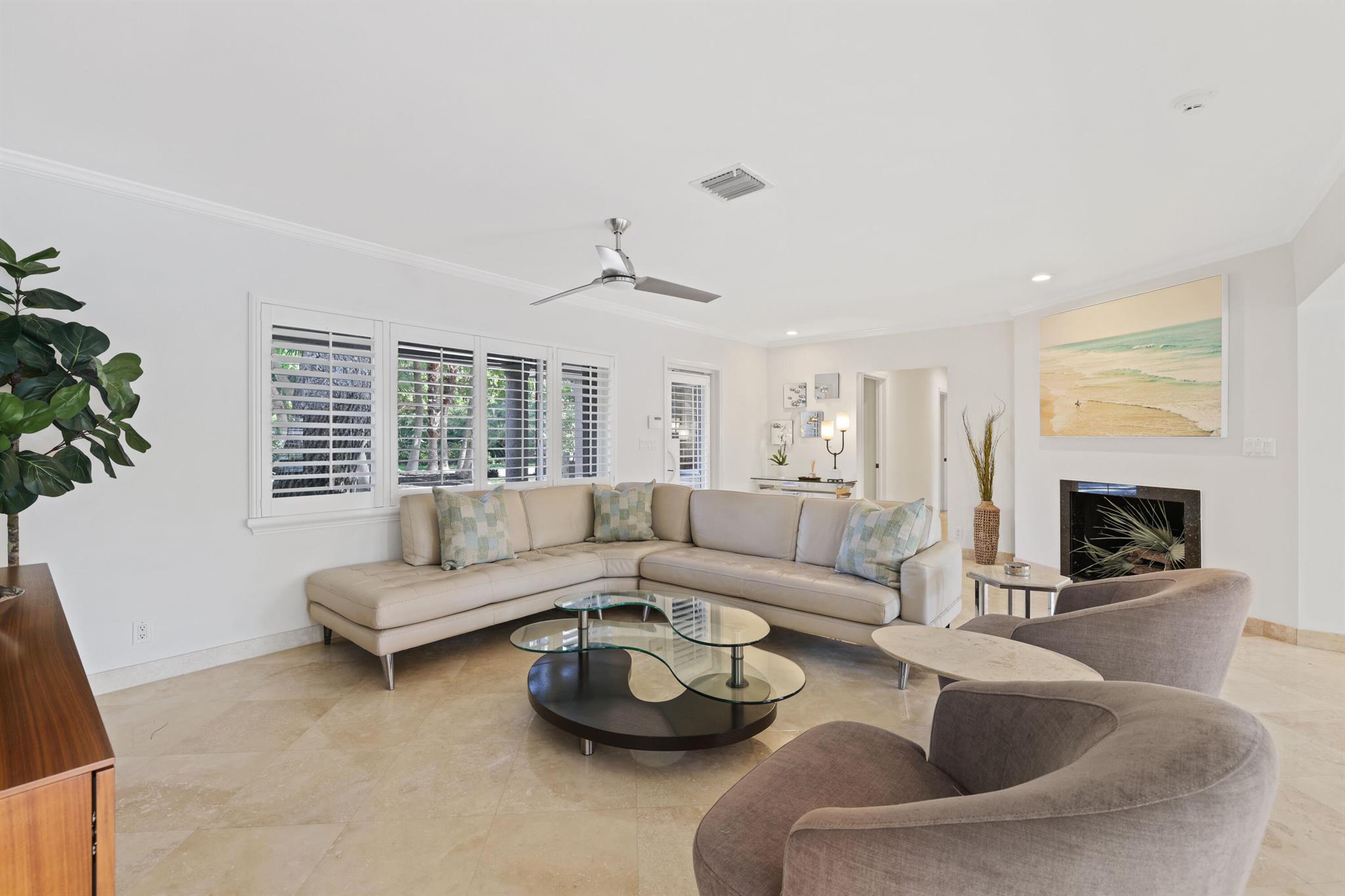 1255 Seminole Drive