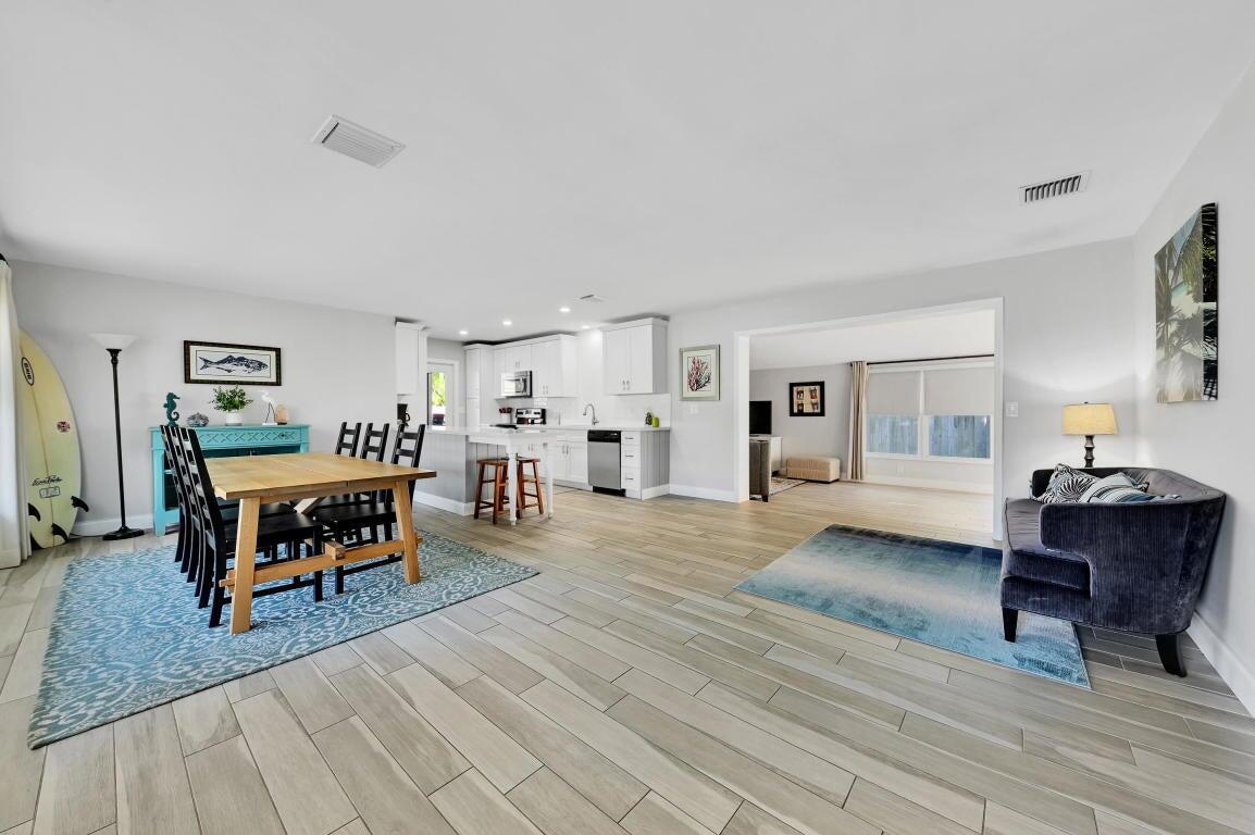 149 SE 27th Way